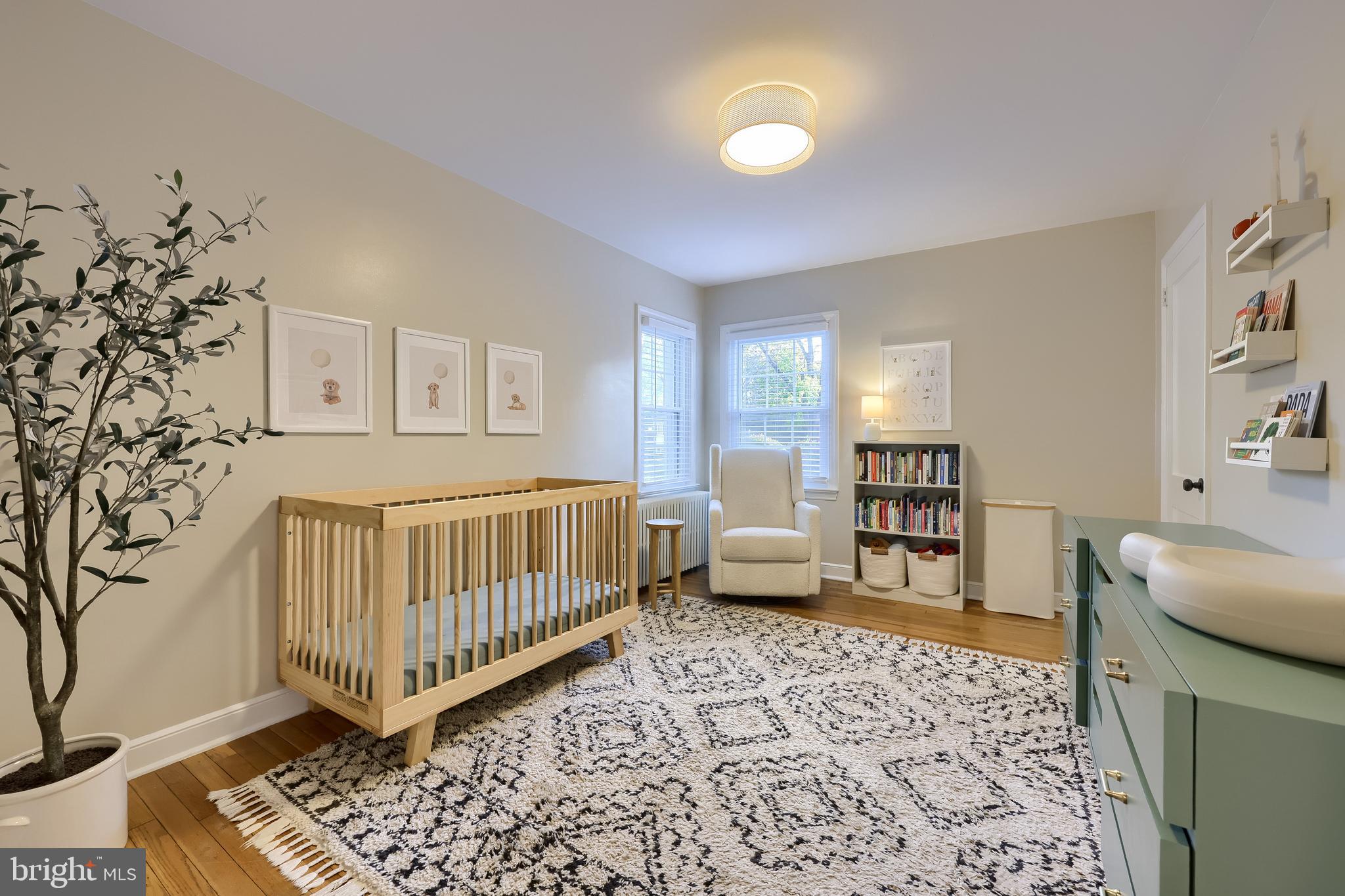 1514 HOLLYWOOD DRIVE