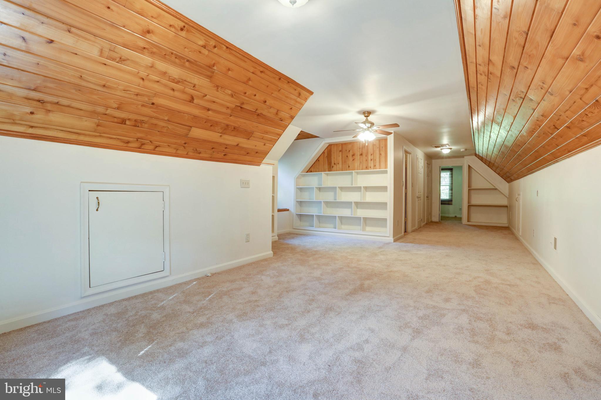 MORGAN I - Residential