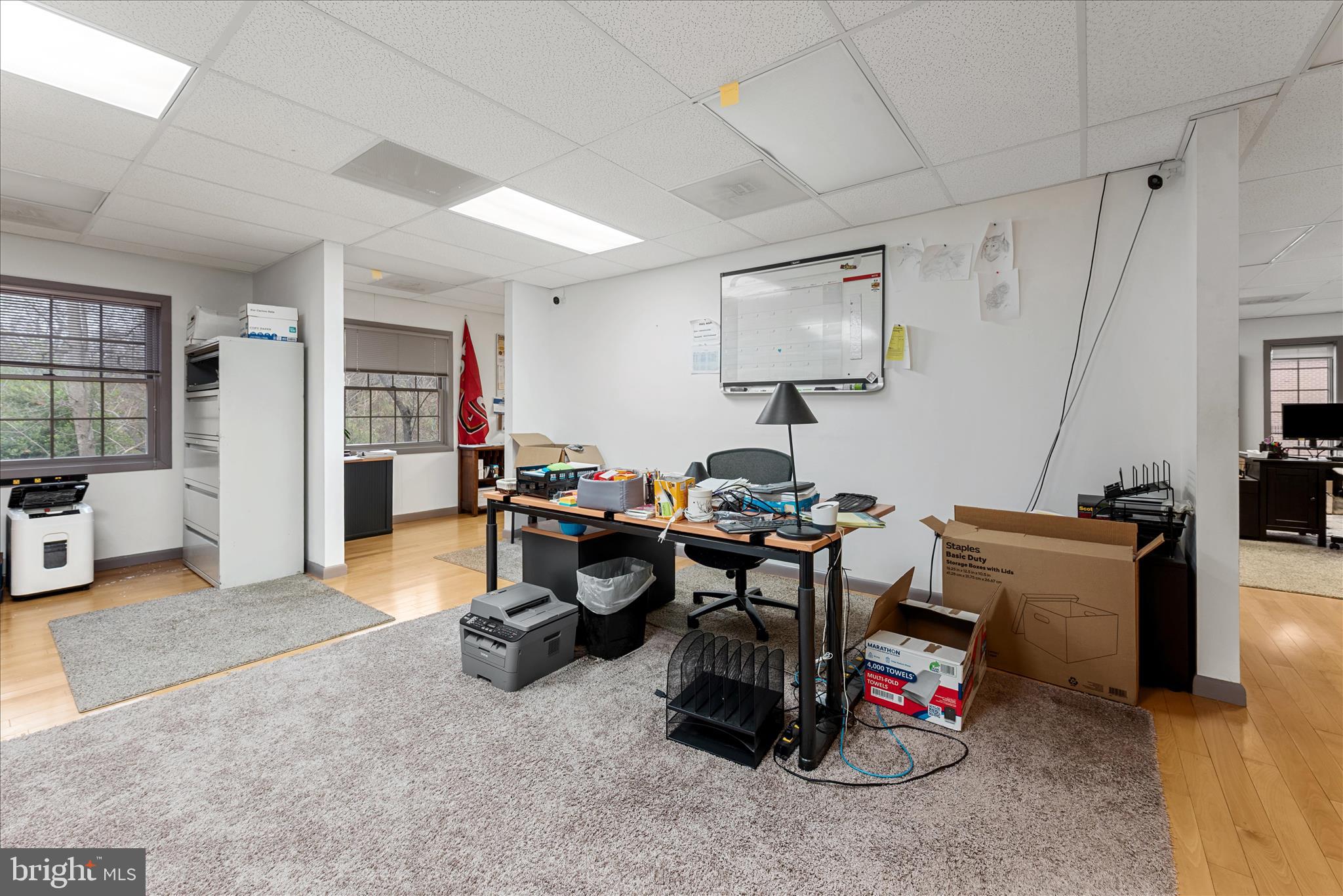 MILIC COMMERCIAL CENTER - Commercial Sale