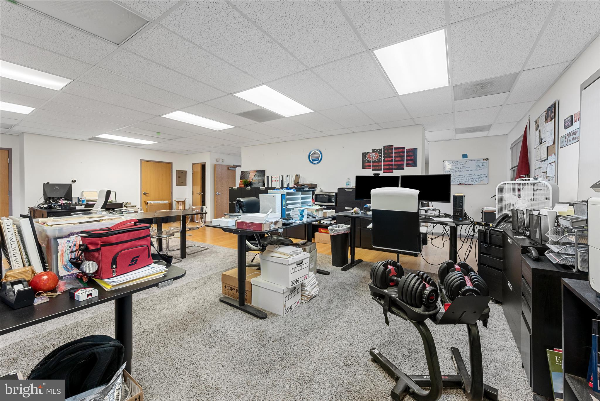 MILIC COMMERCIAL CENTER - Commercial Sale