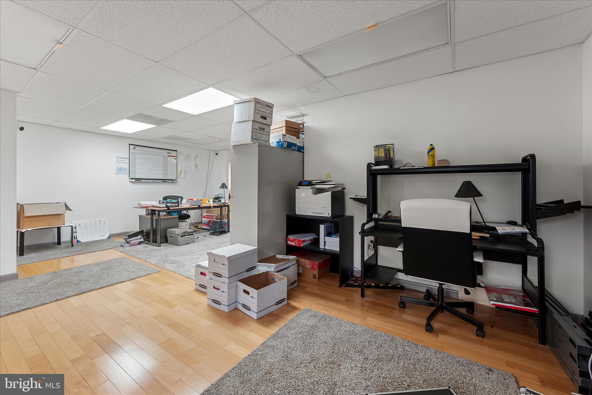 MILIC COMMERCIAL CENTER - Commercial Sale