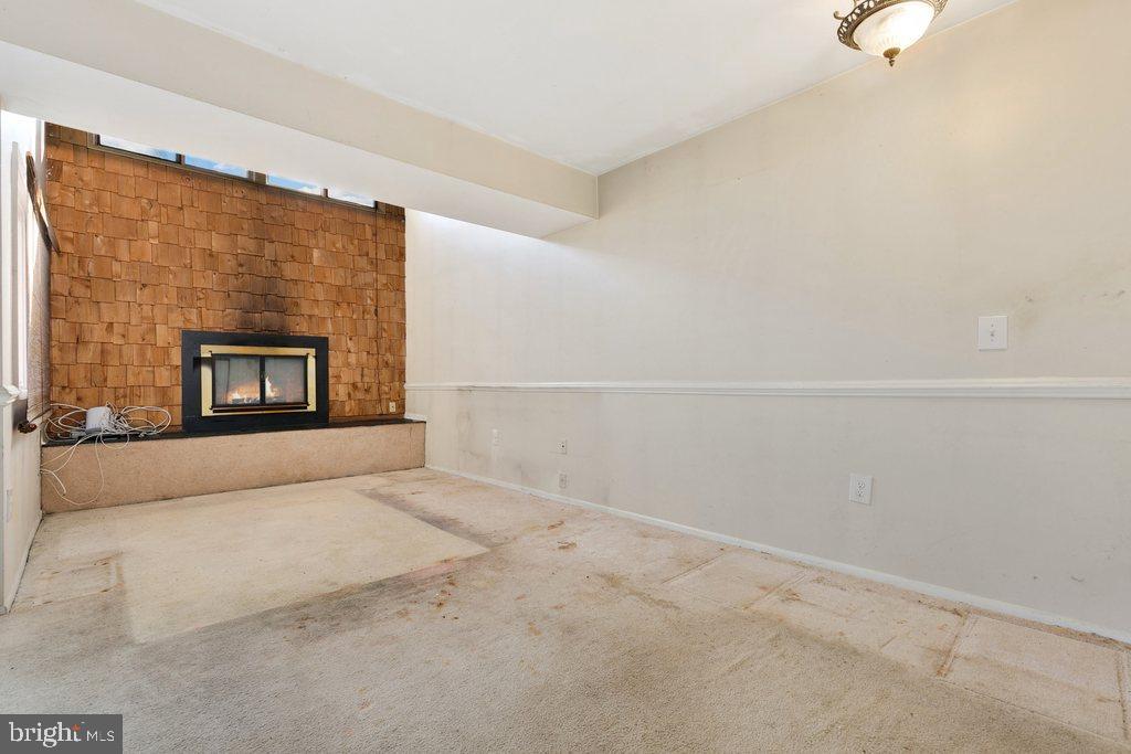 SIERRA VILLAS - Residential