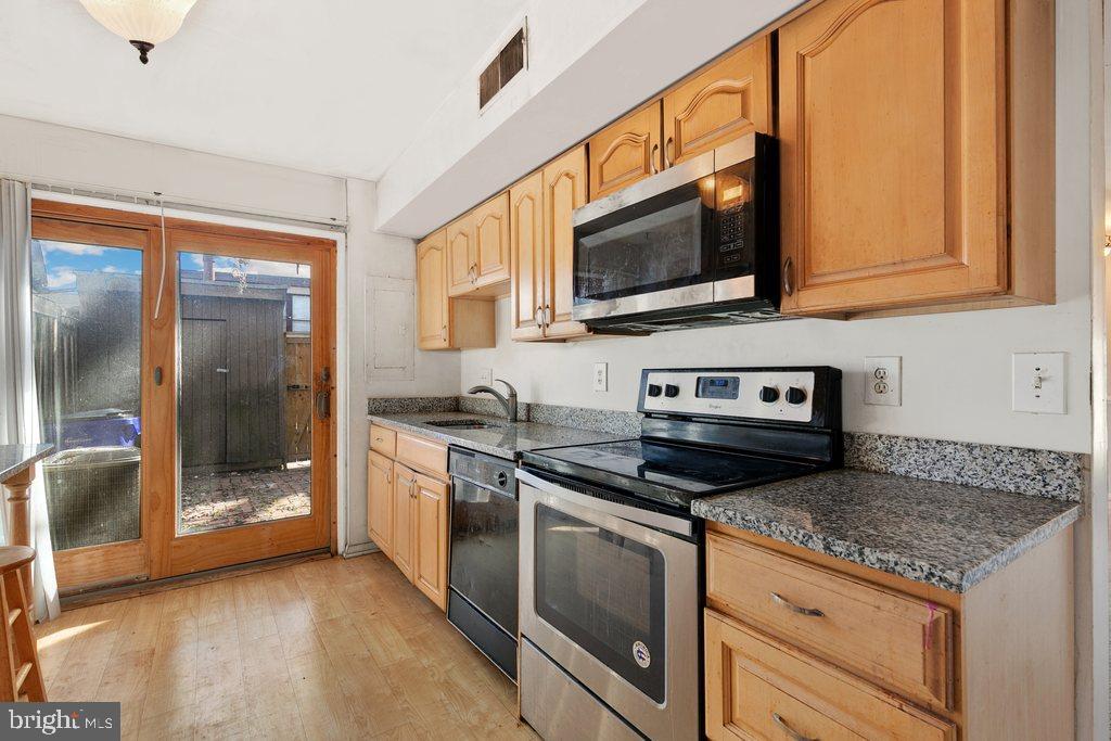 SIERRA VILLAS - Residential