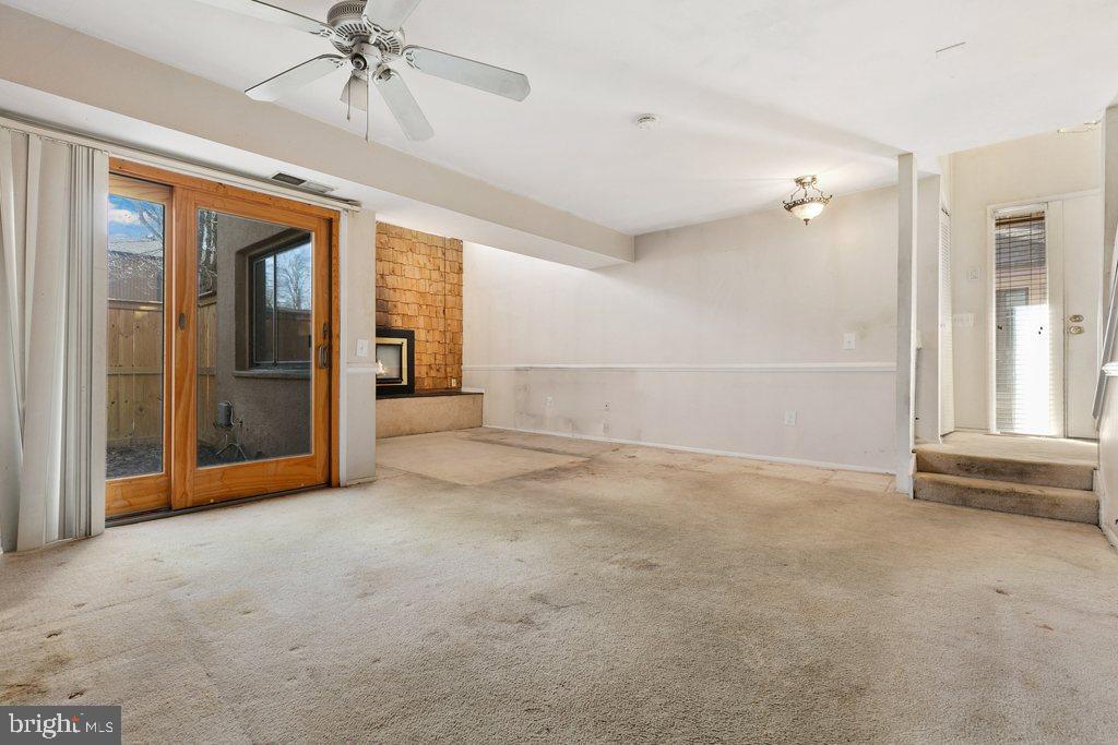 SIERRA VILLAS - Residential