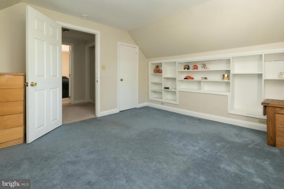 CEDARHURST - Residential