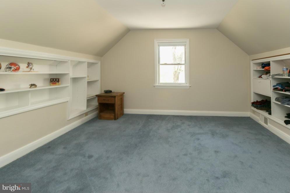 CEDARHURST - Residential