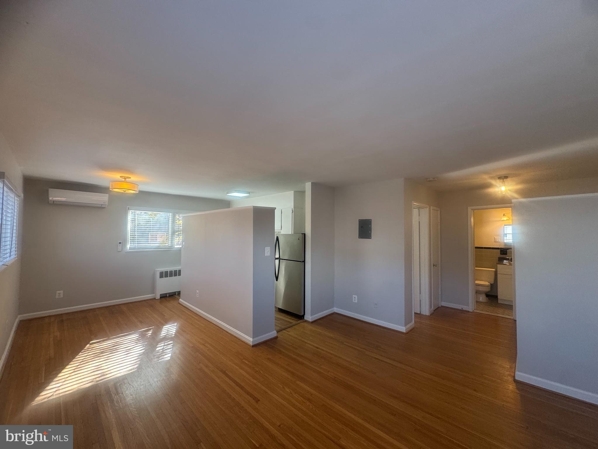 1510 N ROLFE STREET 4