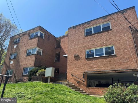 1510 N ROLFE STREET 4 ARLINGTON VA 22209