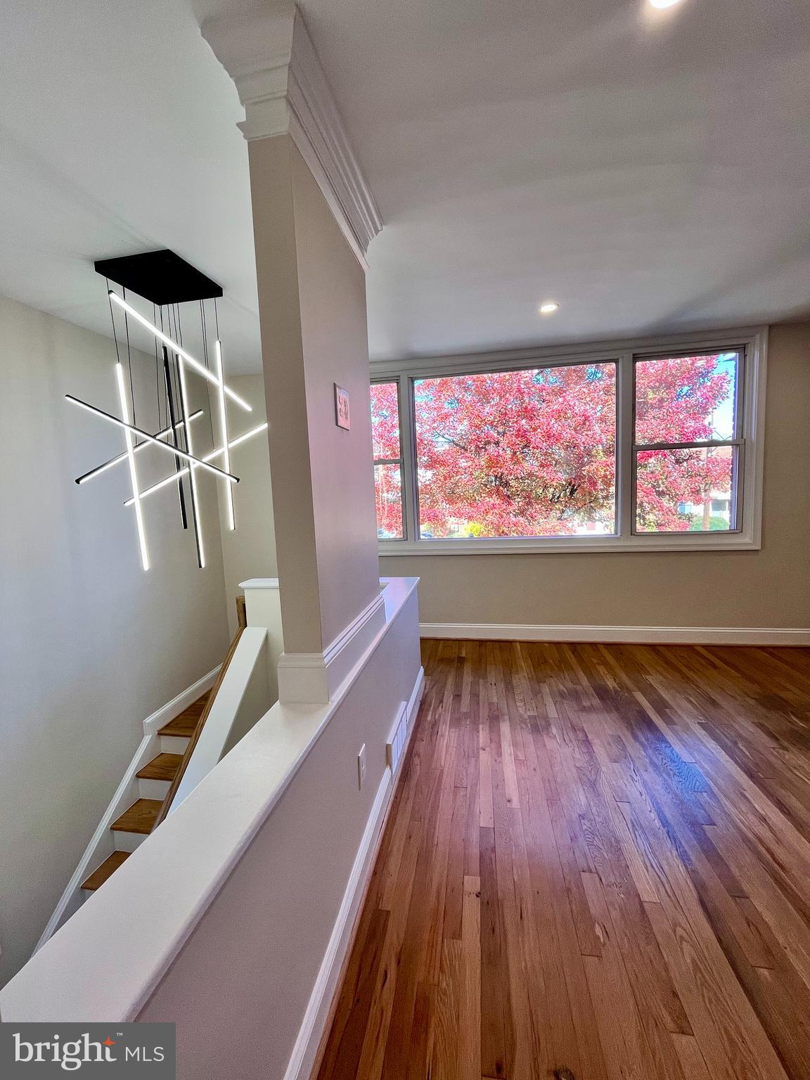 119 VICTOR STREET NE UNIT 2