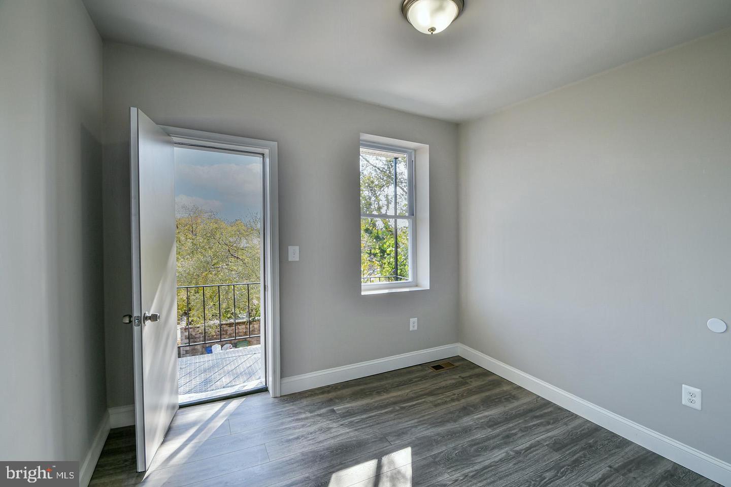 MONTEBELLO - Residential Lease