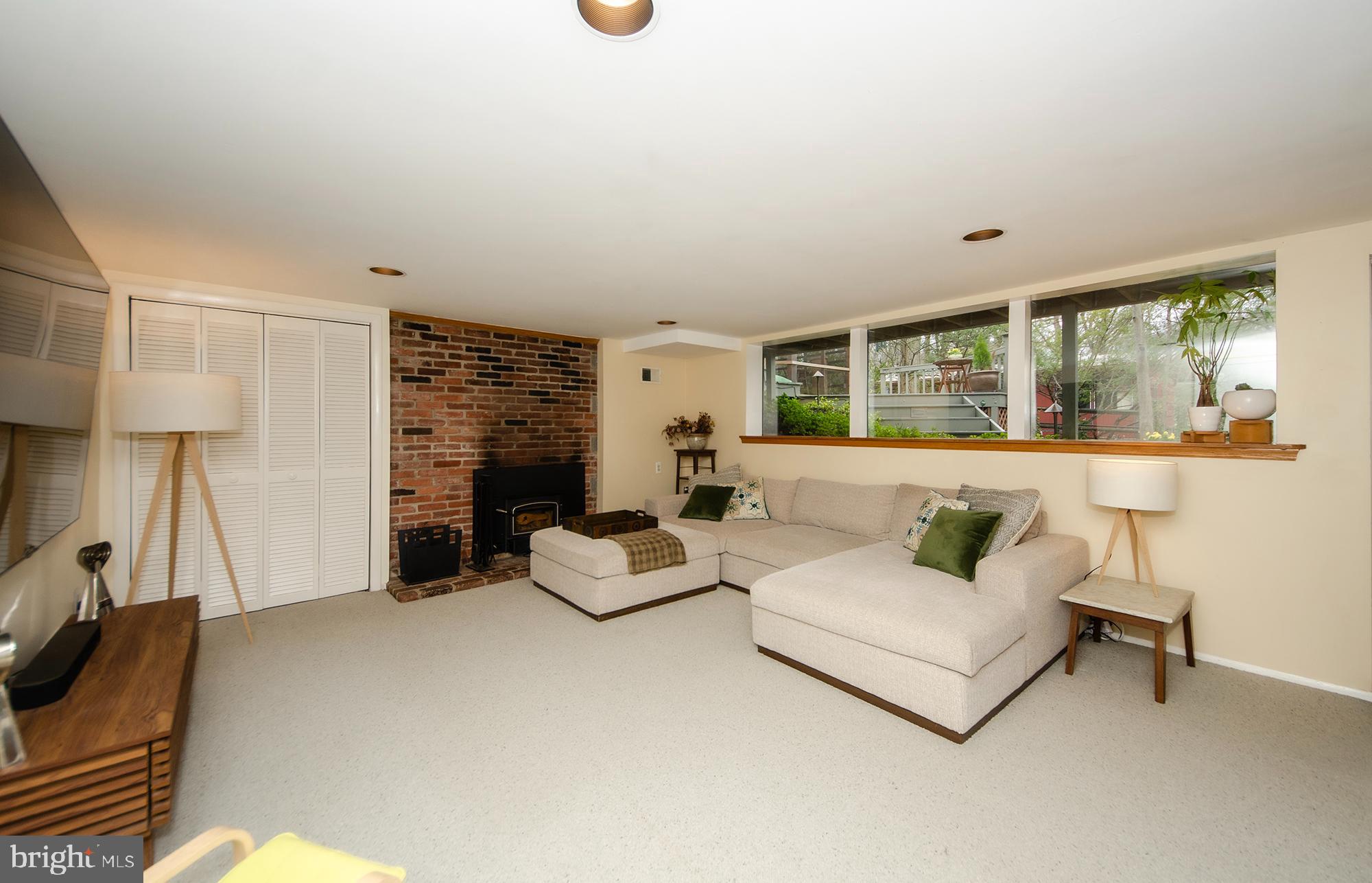 HOLMES RUN ACRES - Residential