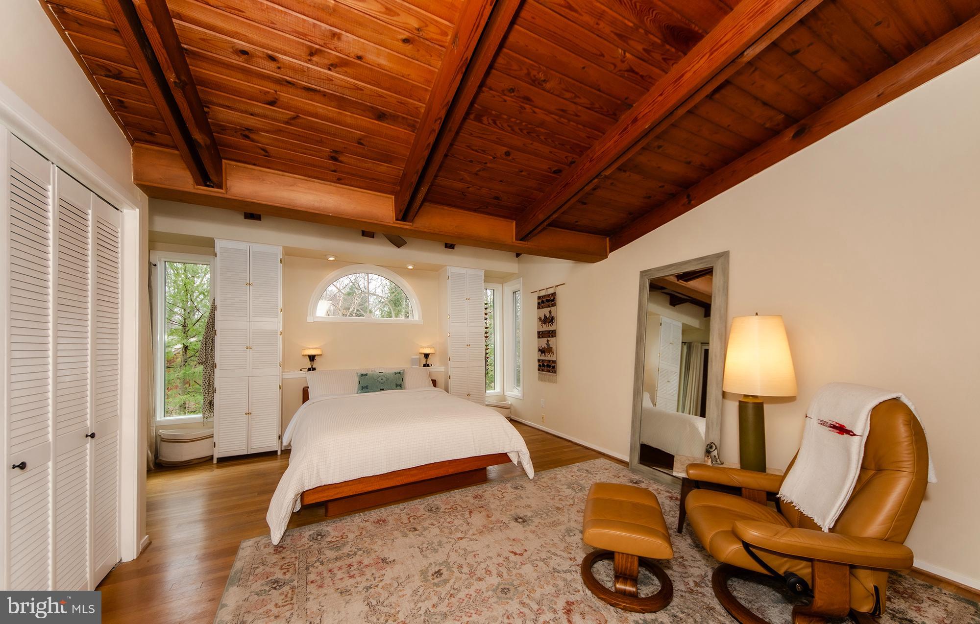 HOLMES RUN ACRES - Residential