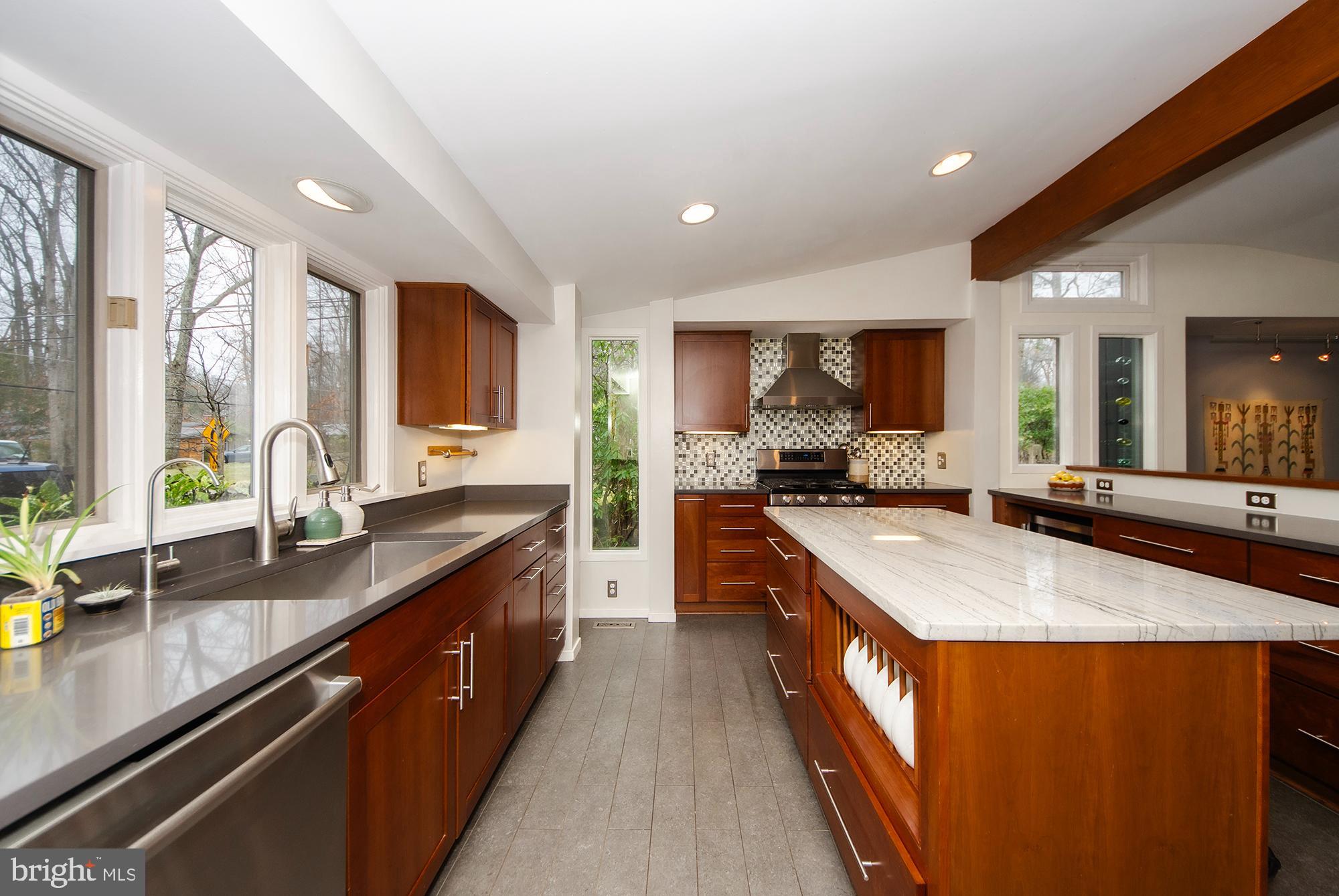 HOLMES RUN ACRES - Residential