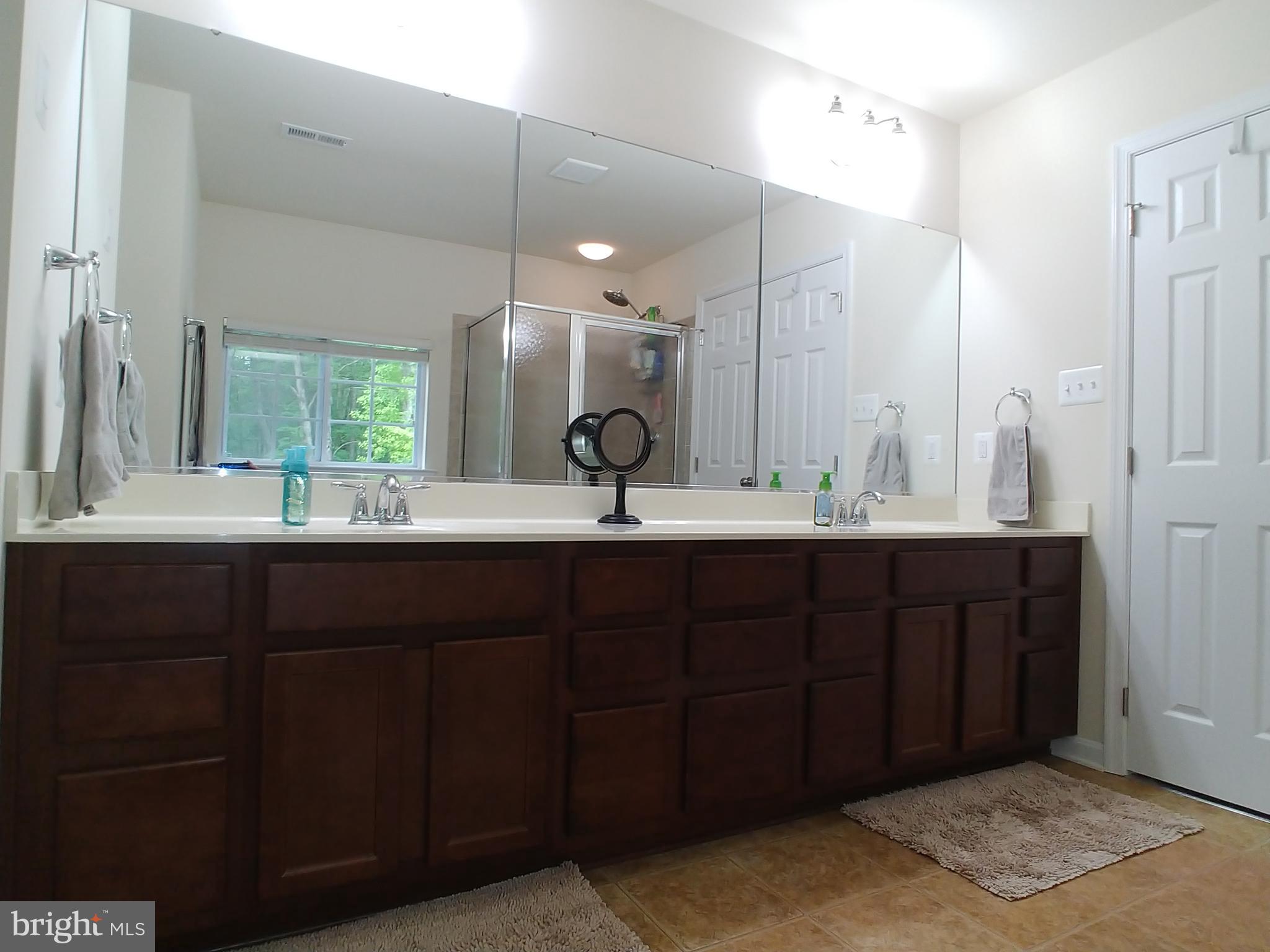 ELIZABETH HILLS PHASE 1 - Residential