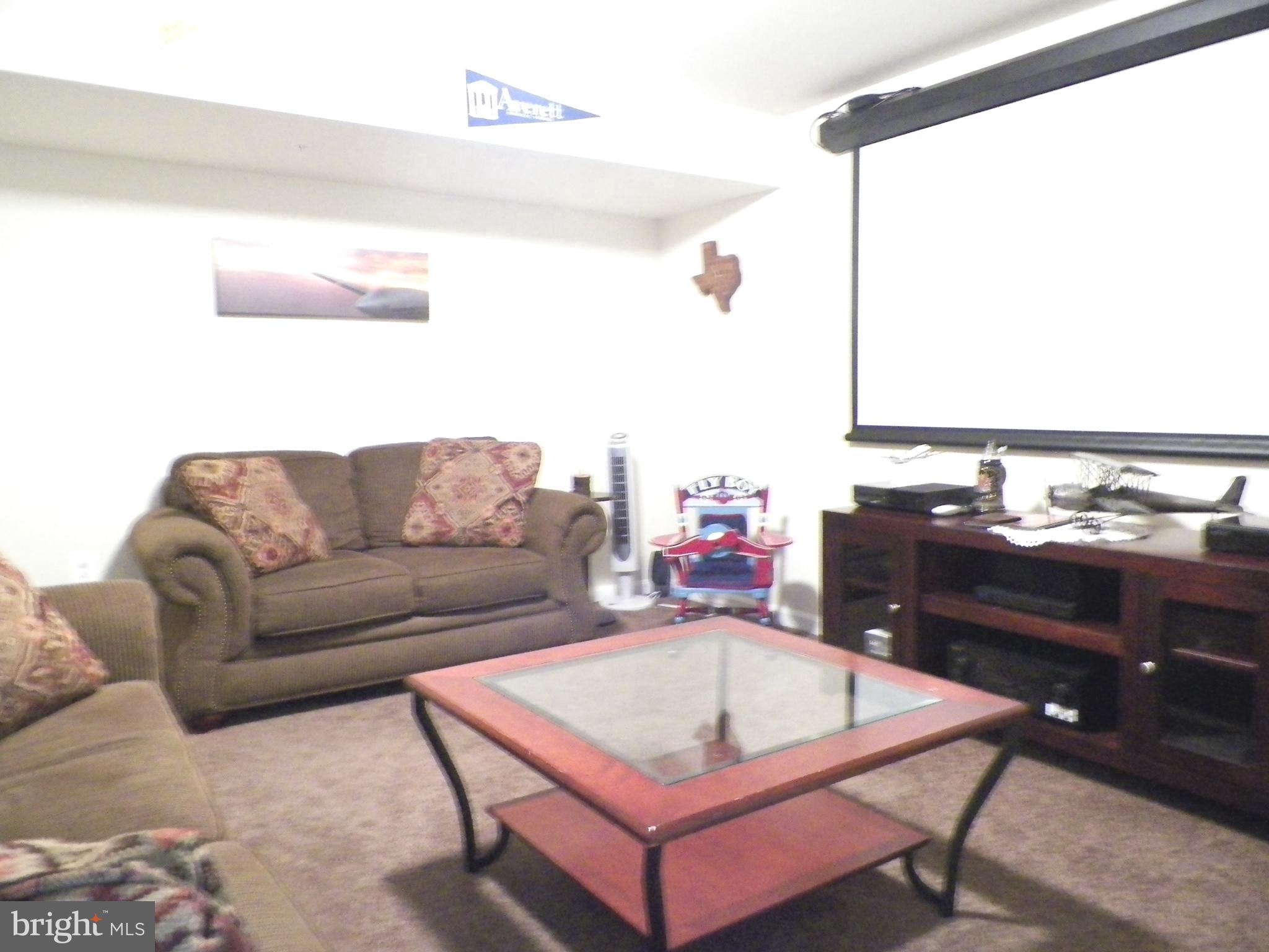 ELIZABETH HILLS PHASE 1 - Residential