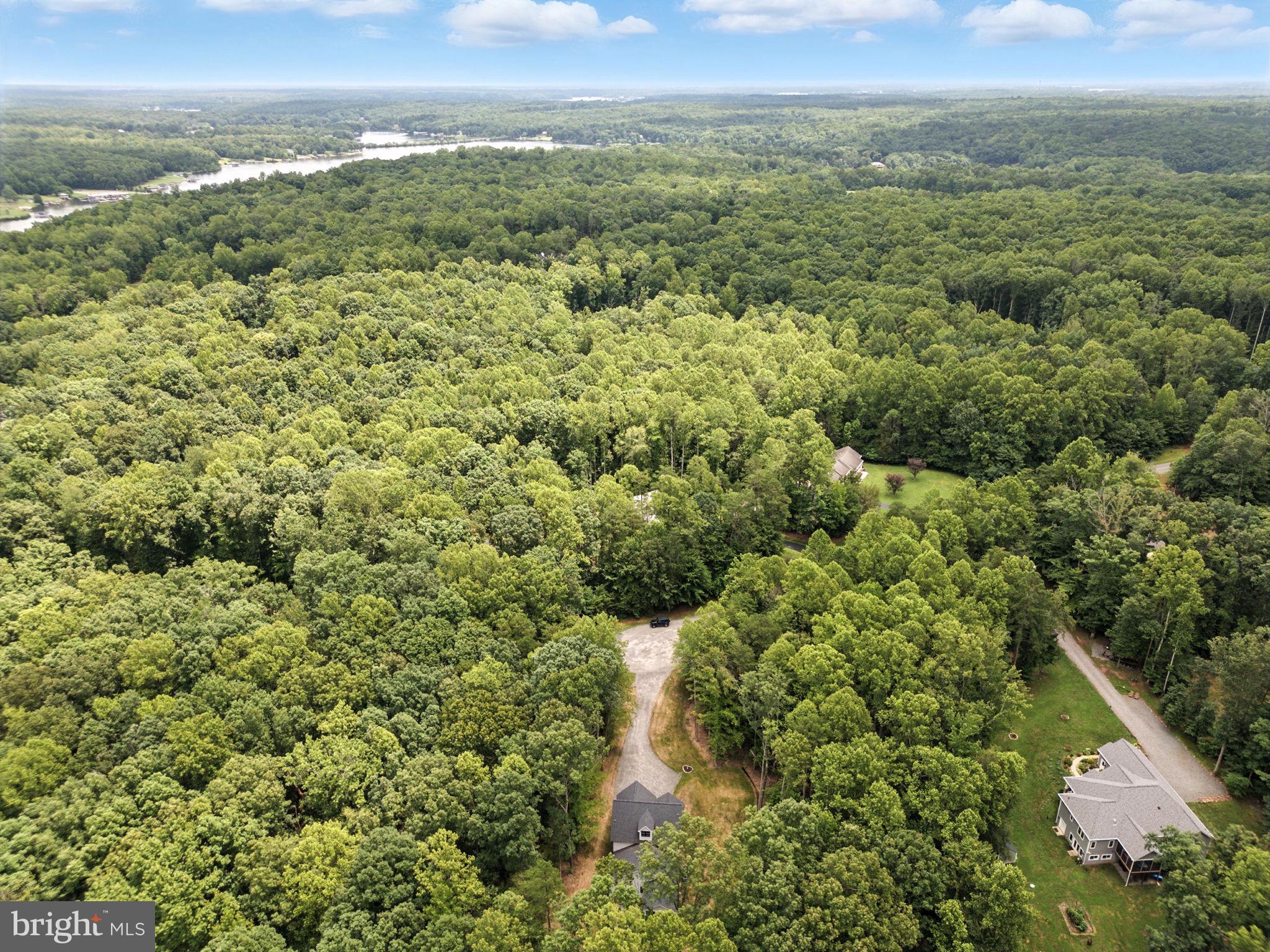 FRESHWATER ESTATES - Residential