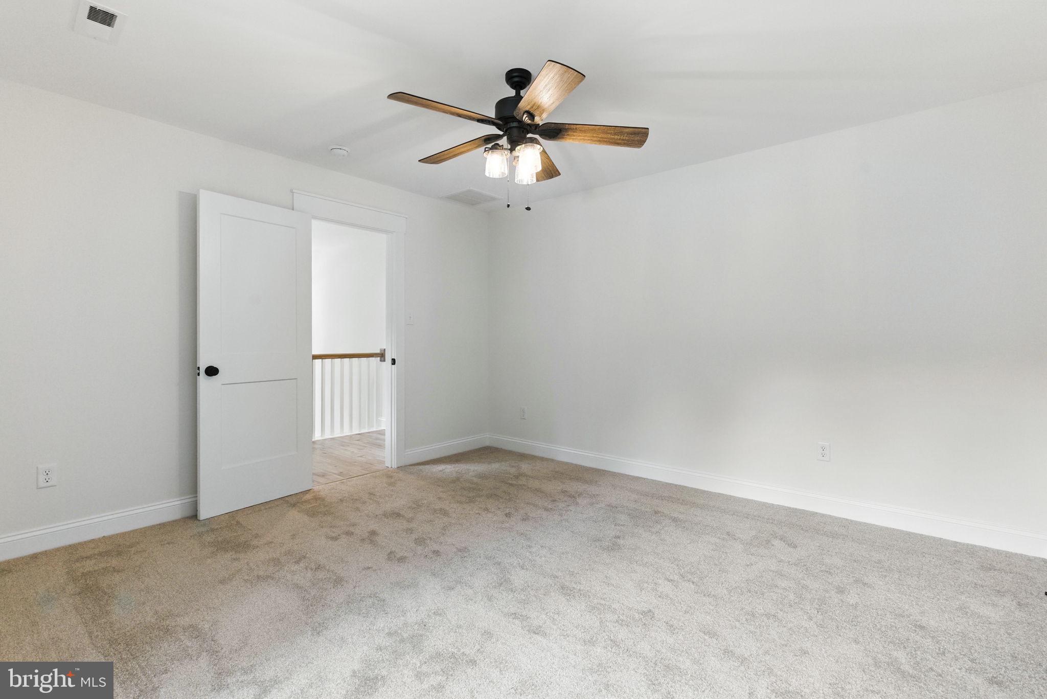 FRESHWATER ESTATES - Residential