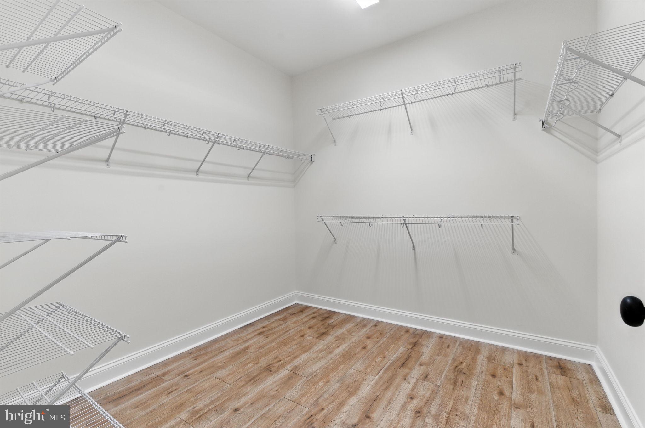 FRESHWATER ESTATES - Residential