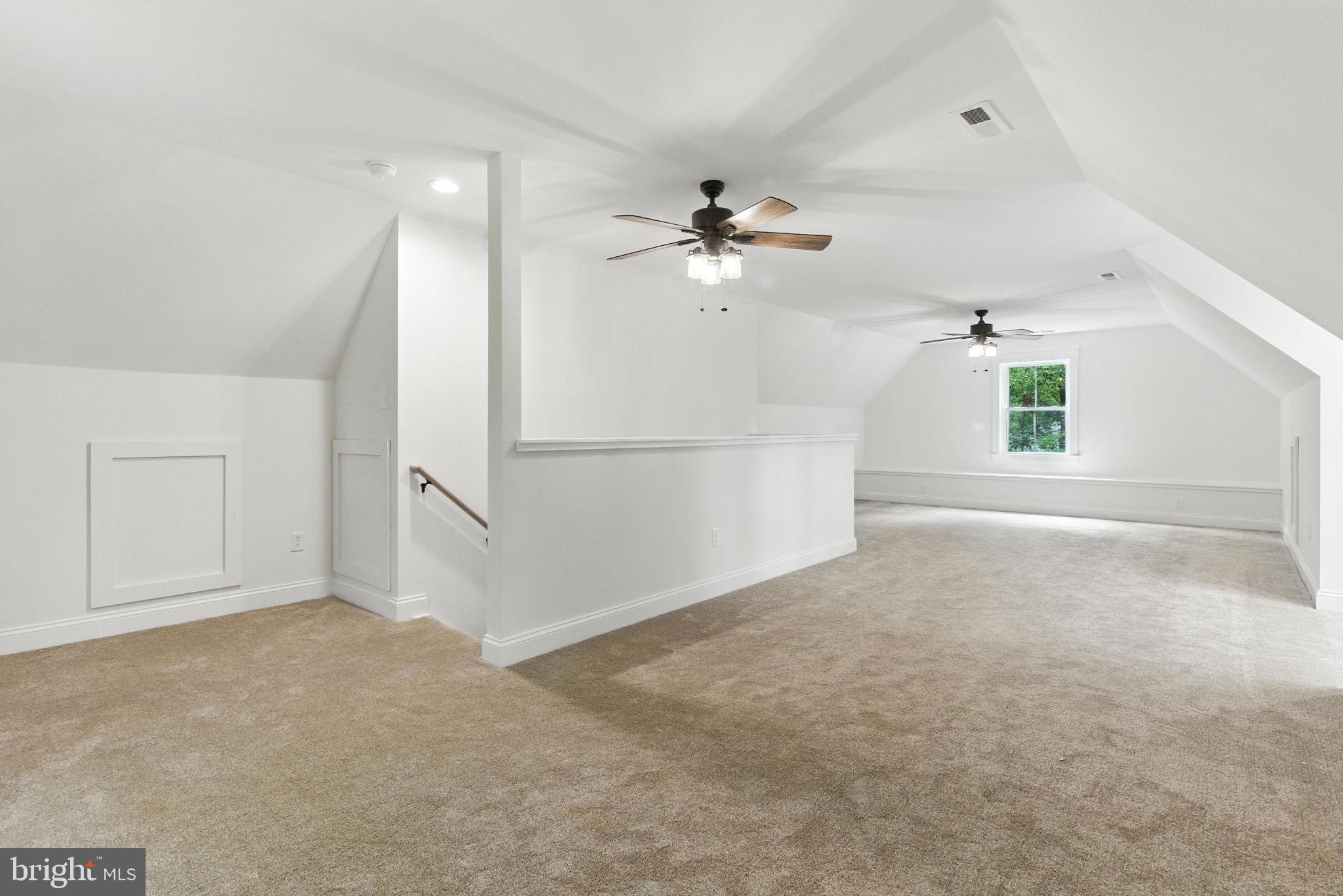 FRESHWATER ESTATES - Residential