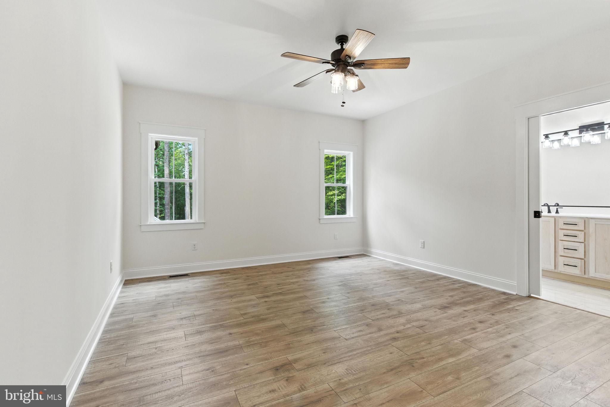 FRESHWATER ESTATES - Residential