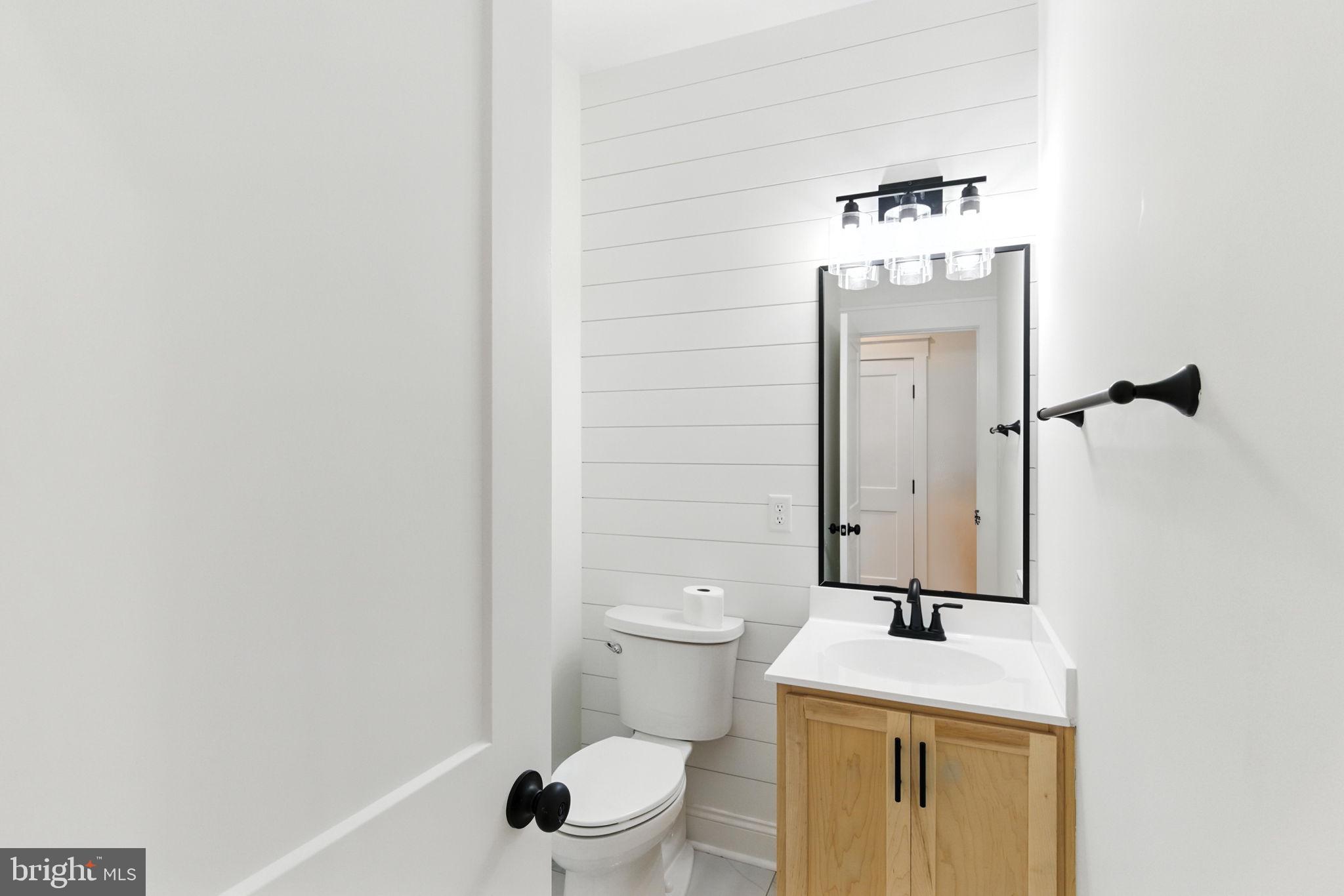 FRESHWATER ESTATES - Residential