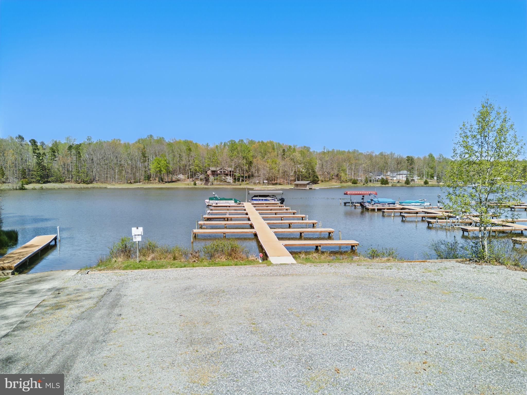 FRESHWATER ESTATES - Residential