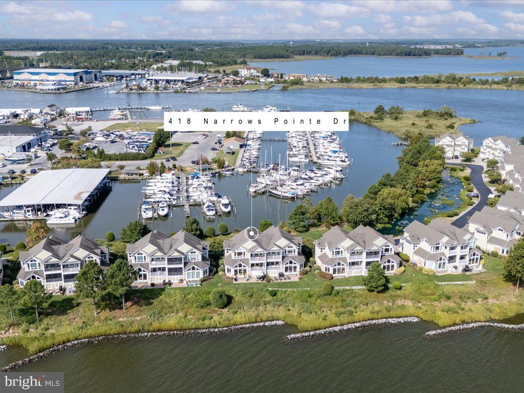 NARROWS POINTE - Residential