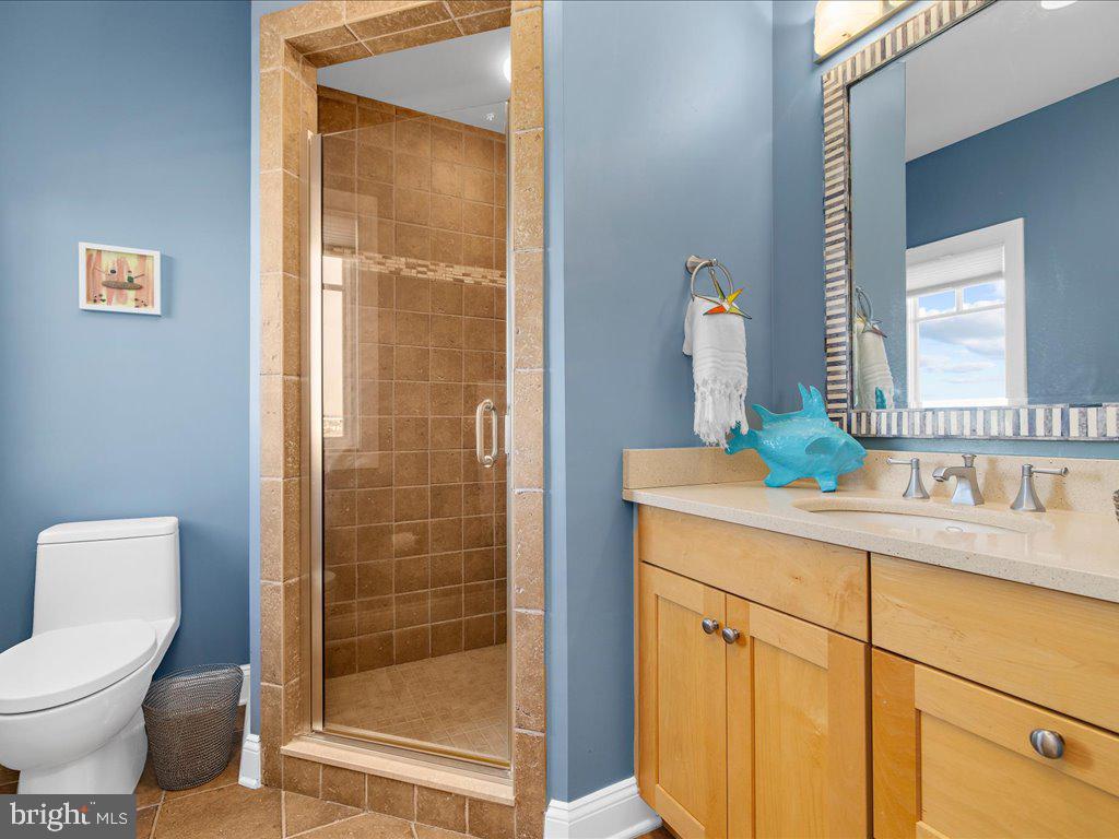 NARROWS POINTE - Residential