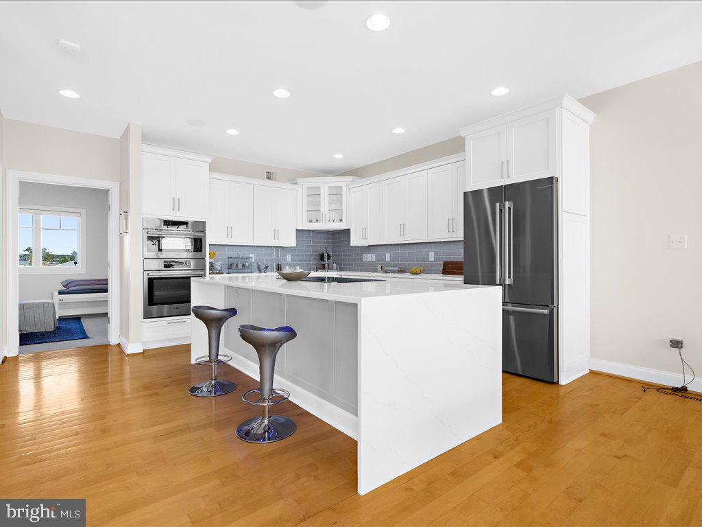 NARROWS POINTE - Residential