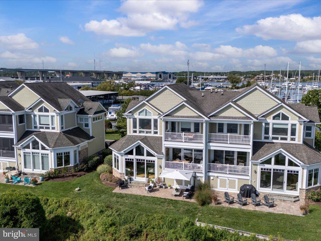 NARROWS POINTE - Residential