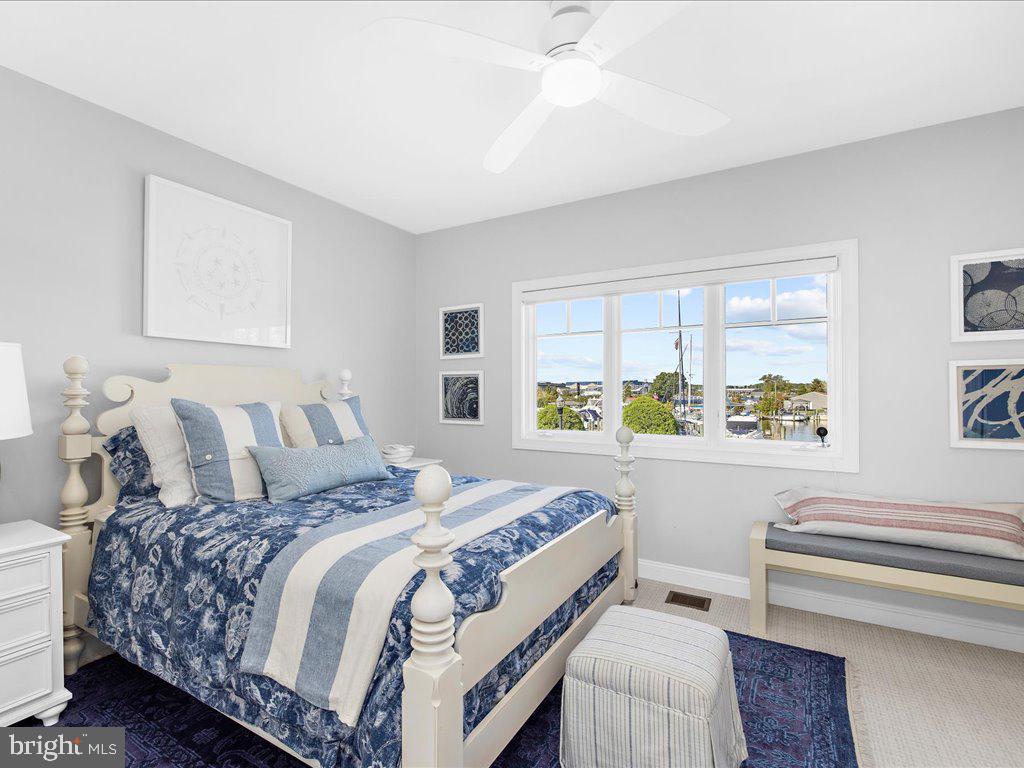 NARROWS POINTE - Residential