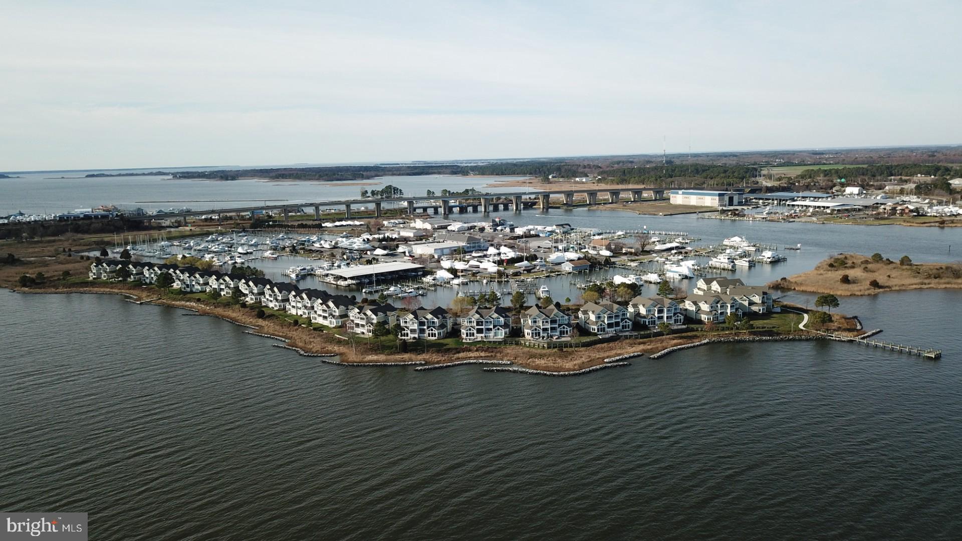 NARROWS POINTE - Residential