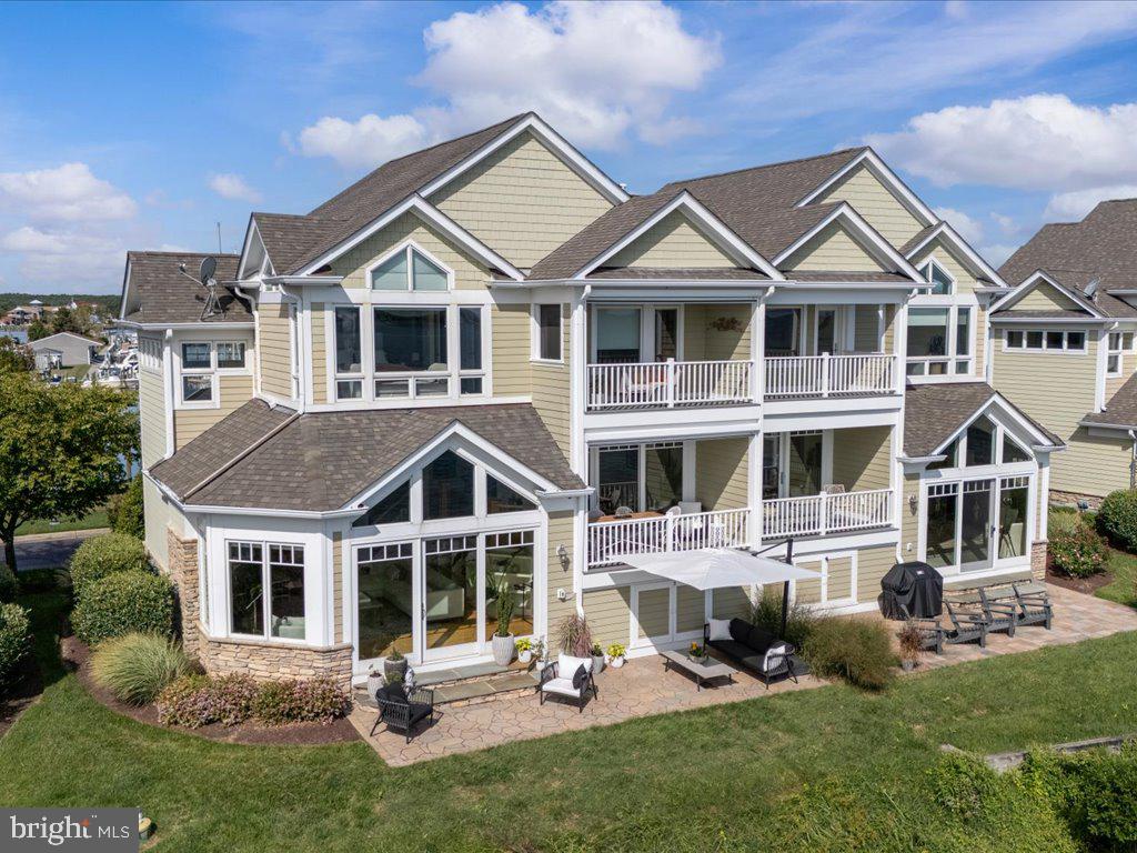 NARROWS POINTE - Residential