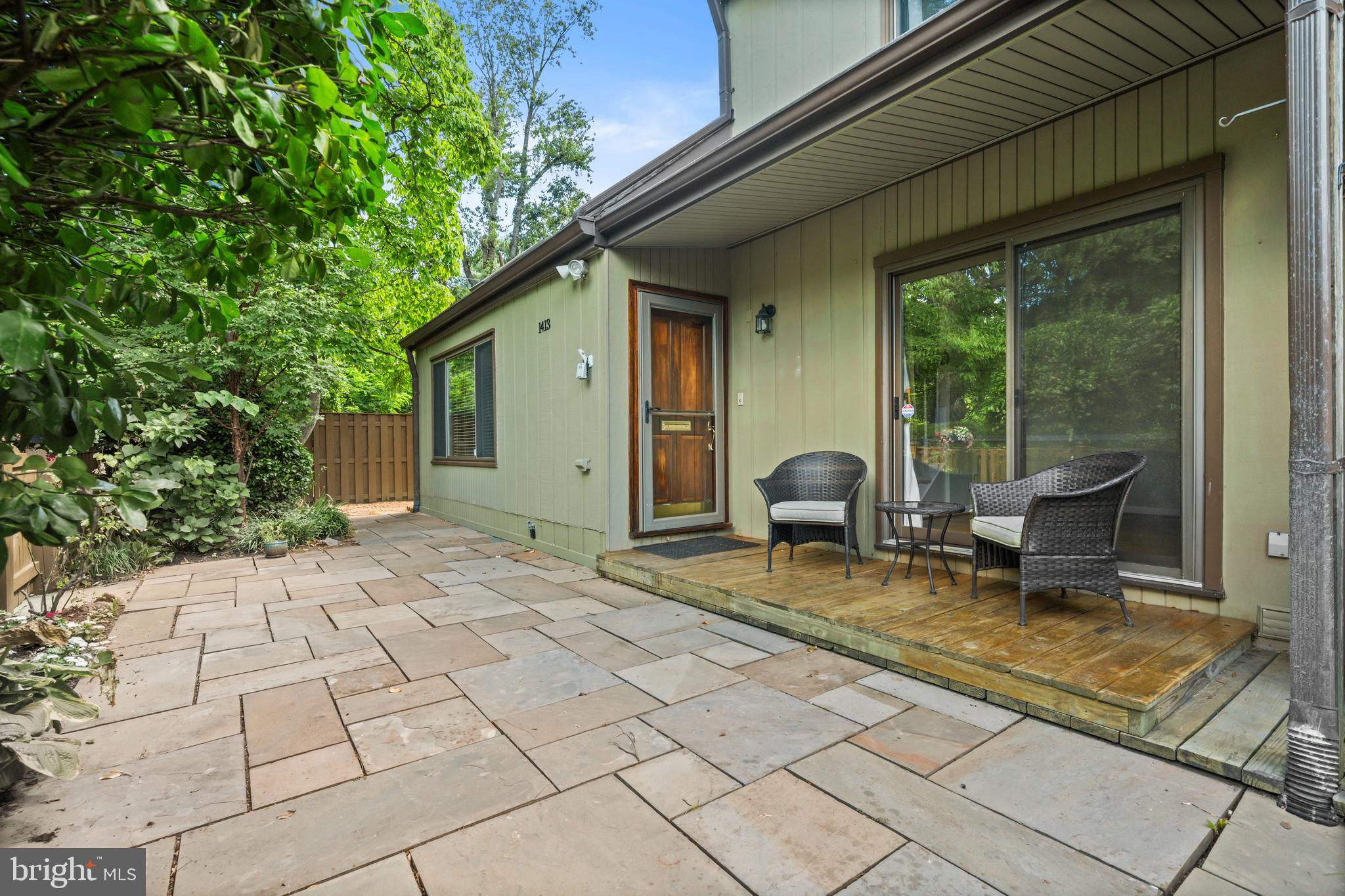 1413 GREEN RUN LANE