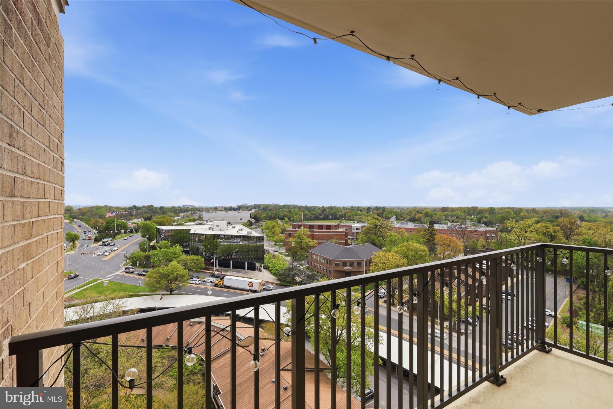 AMERICANA CENTRE - Residential