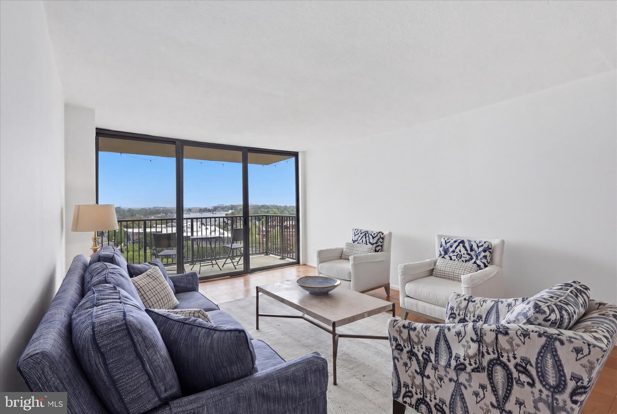 118 MONROE STREET 118-1307