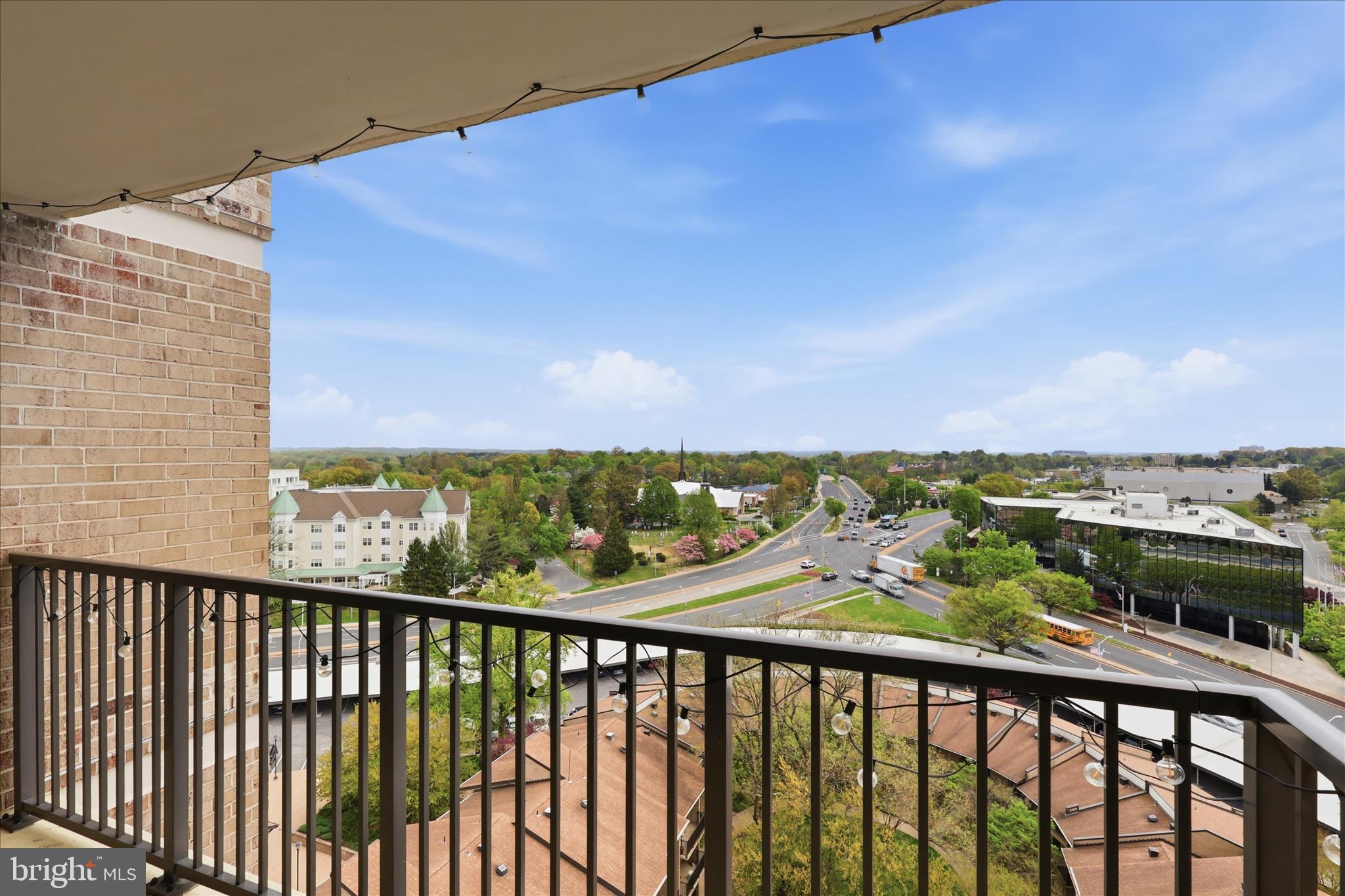 AMERICANA CENTRE - Residential