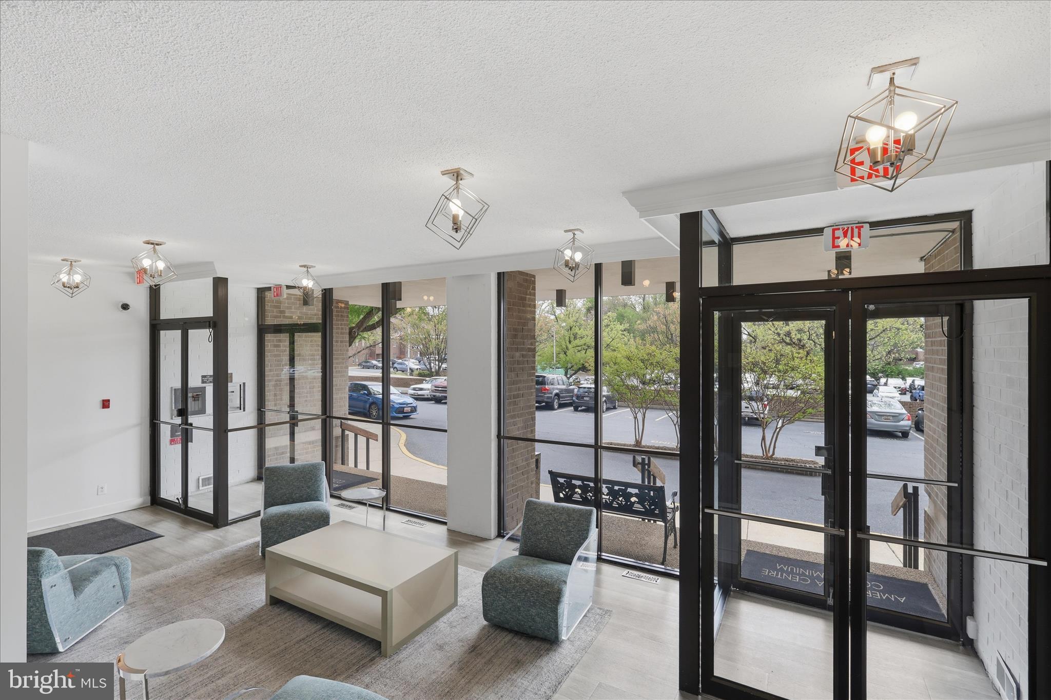 AMERICANA CENTRE - Residential