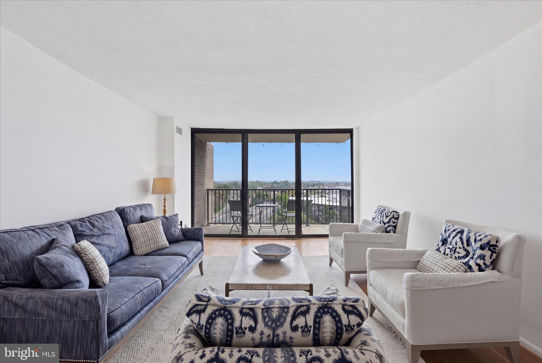 118 MONROE STREET 118-1307