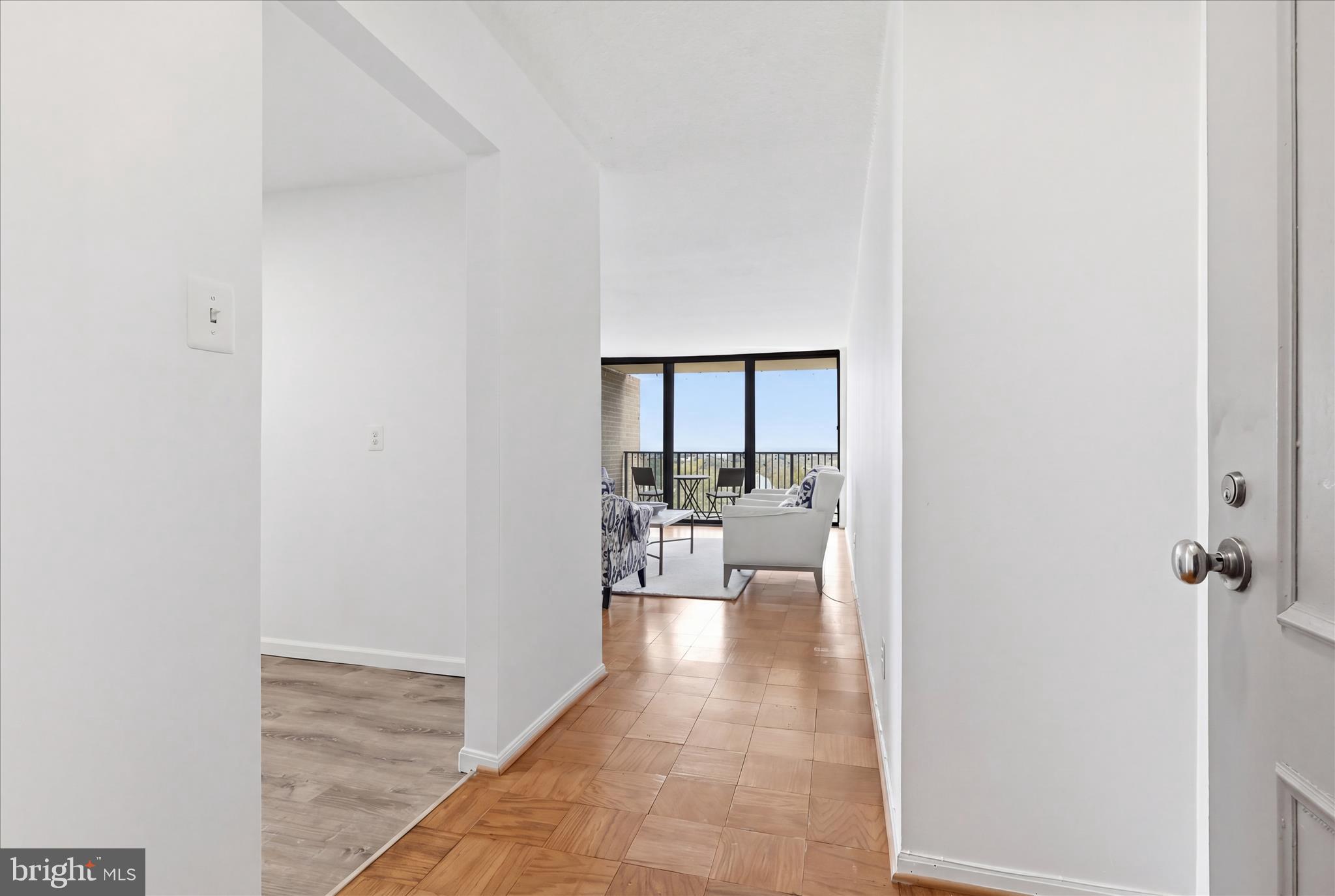 118 MONROE STREET 118-1307