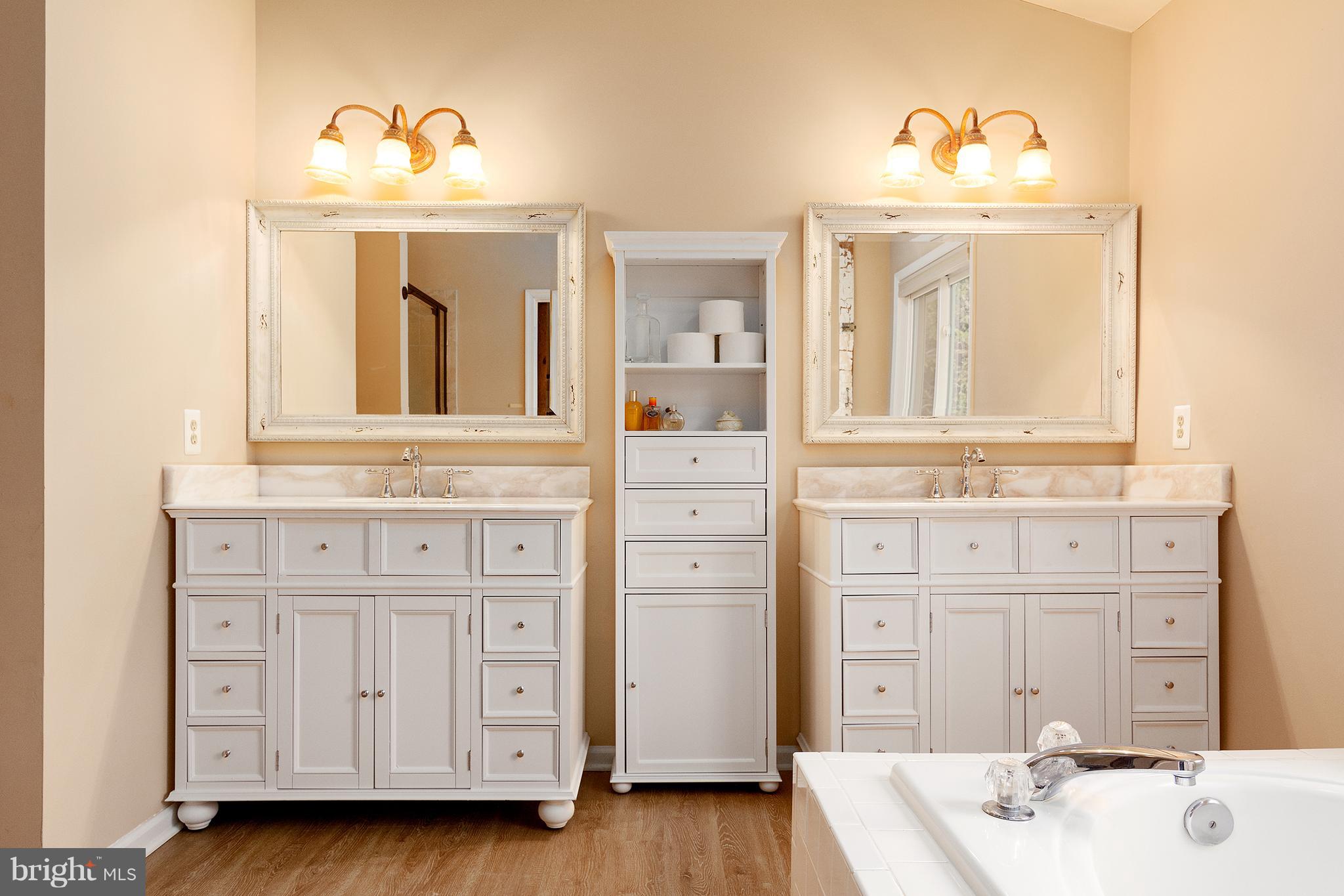 CHAPMAN FARM AT CROFTON - Residential