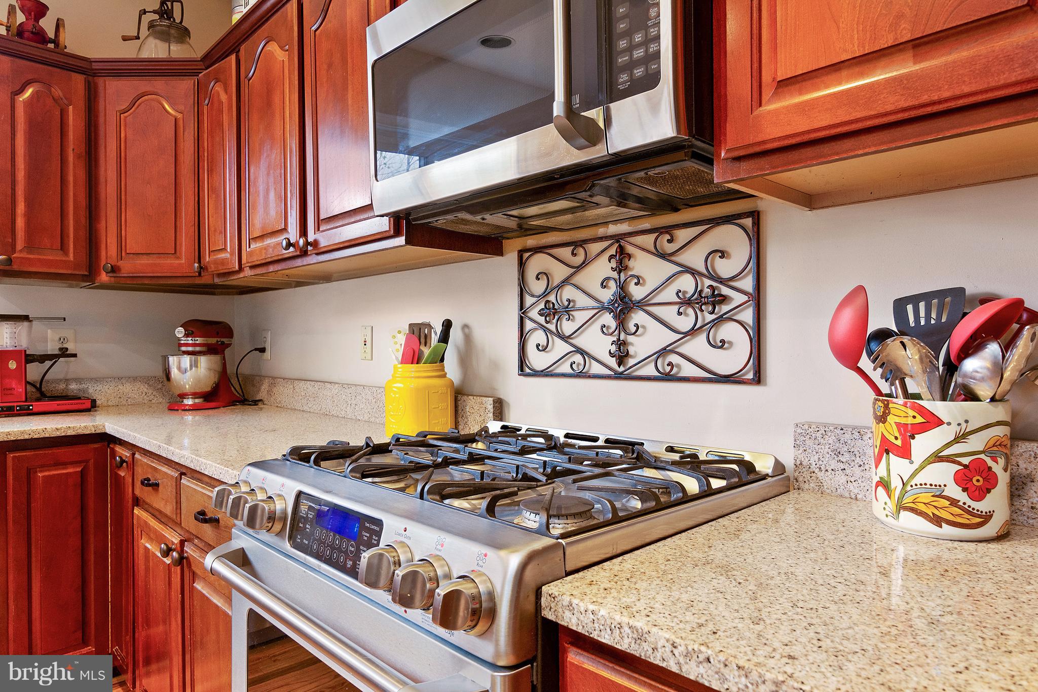 CHAPMAN FARM AT CROFTON - Residential