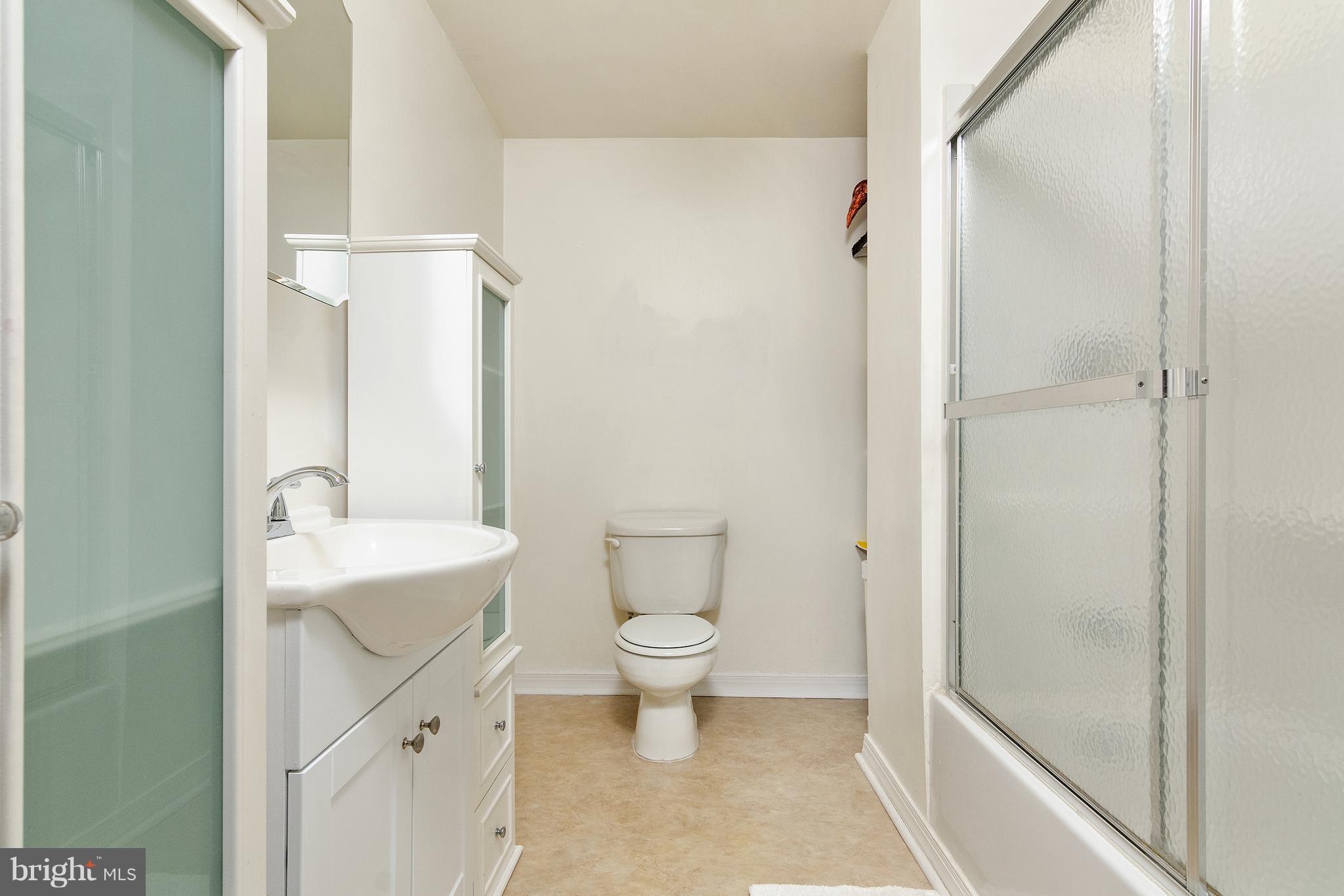 CHAPMAN FARM AT CROFTON - Residential