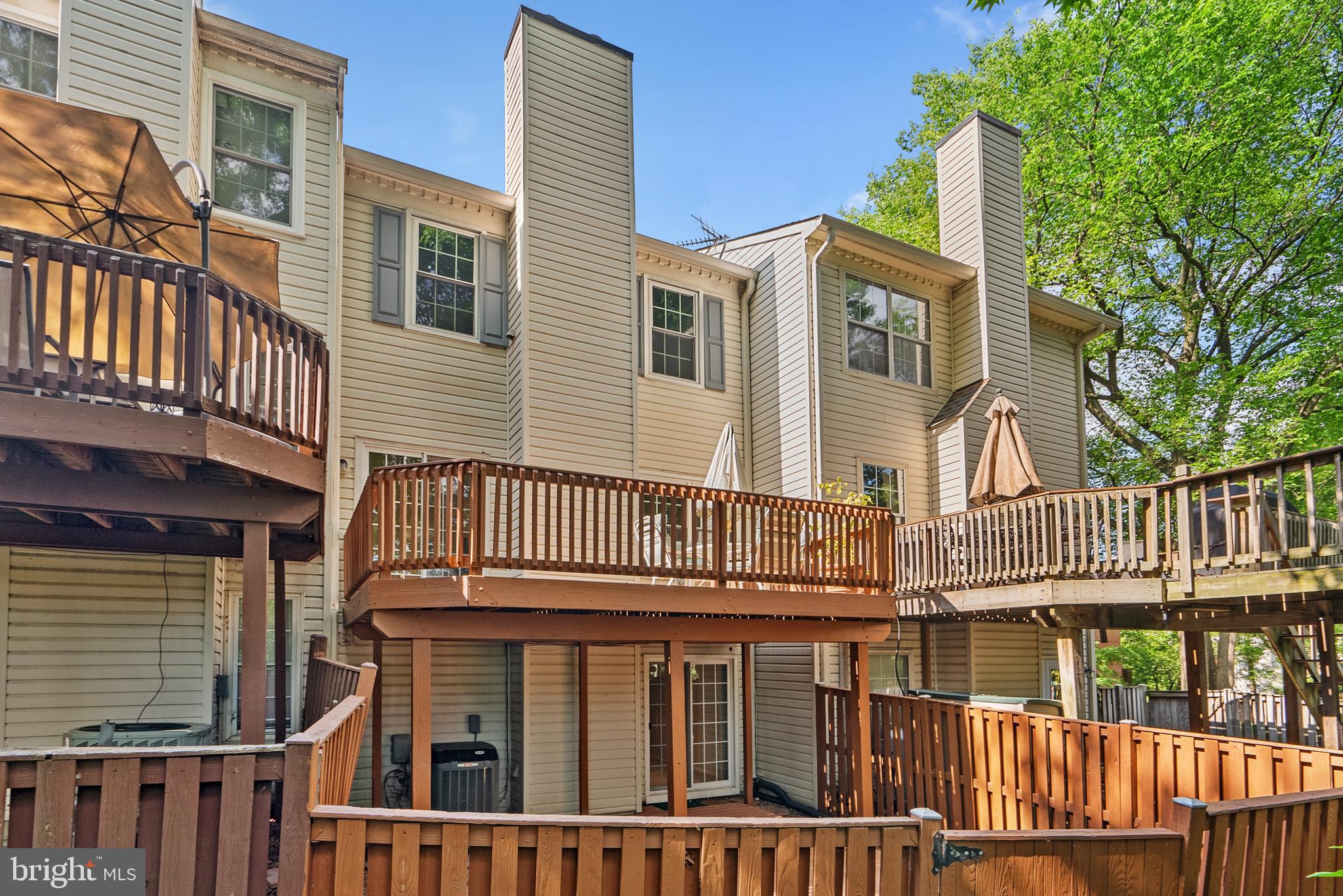 ESSINGTON - Residential