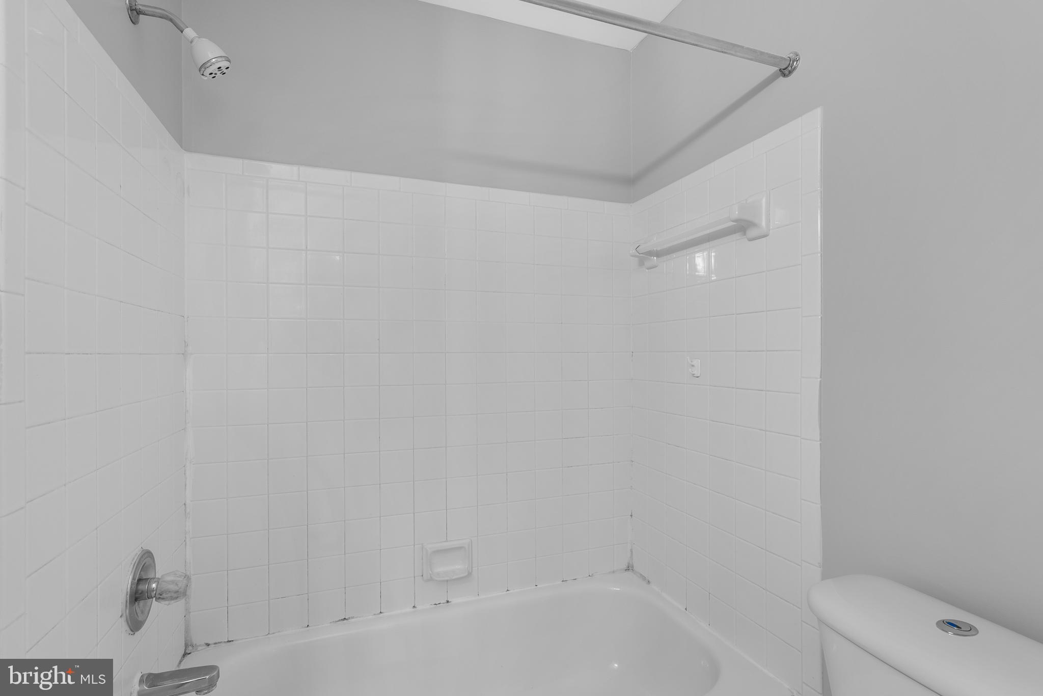 ESSINGTON - Residential