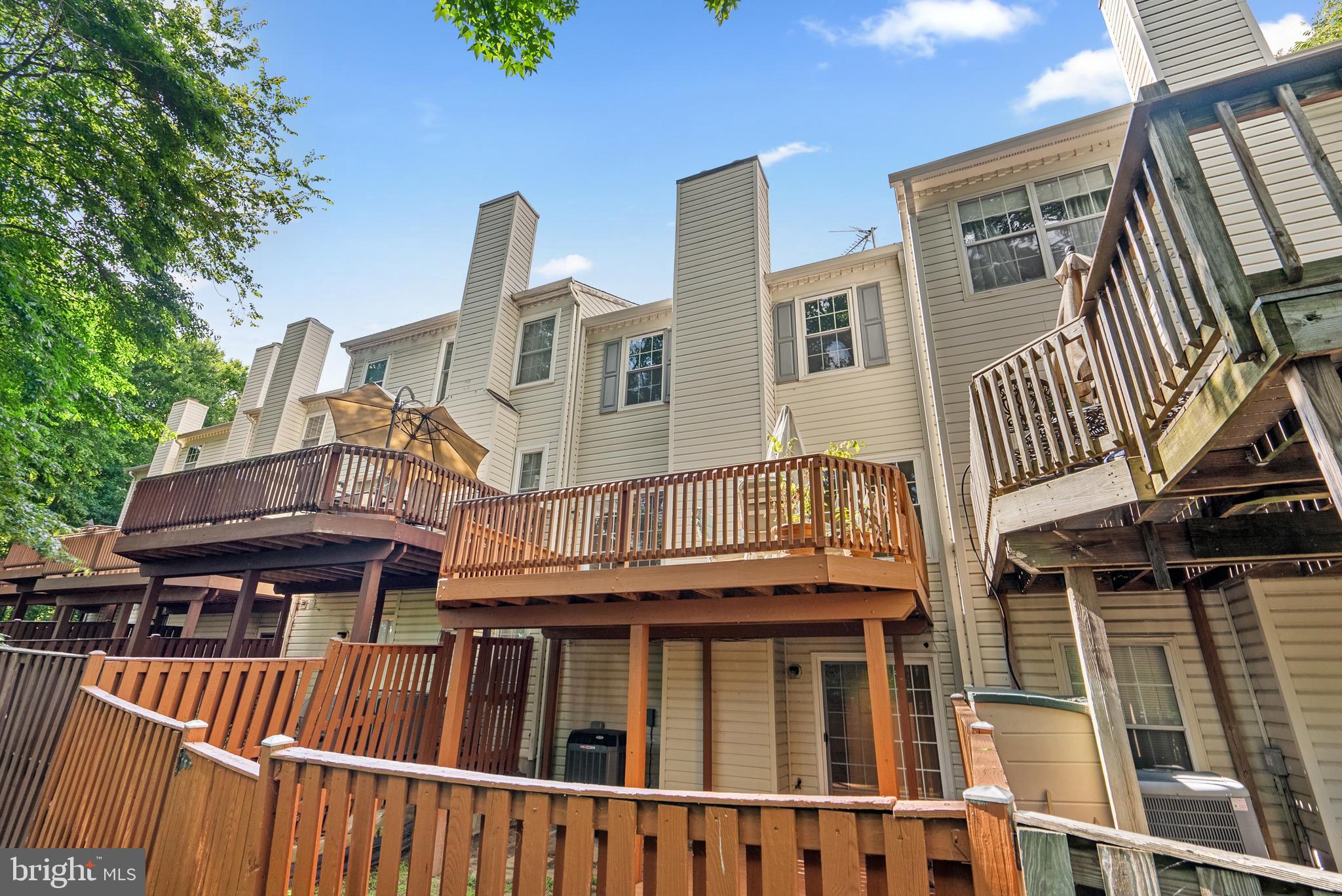 ESSINGTON - Residential