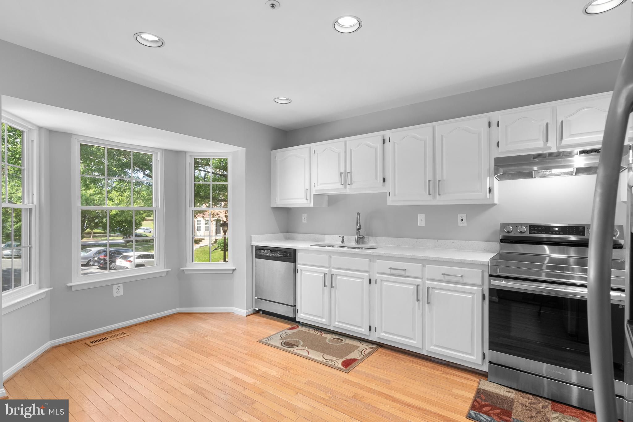 ESSINGTON - Residential