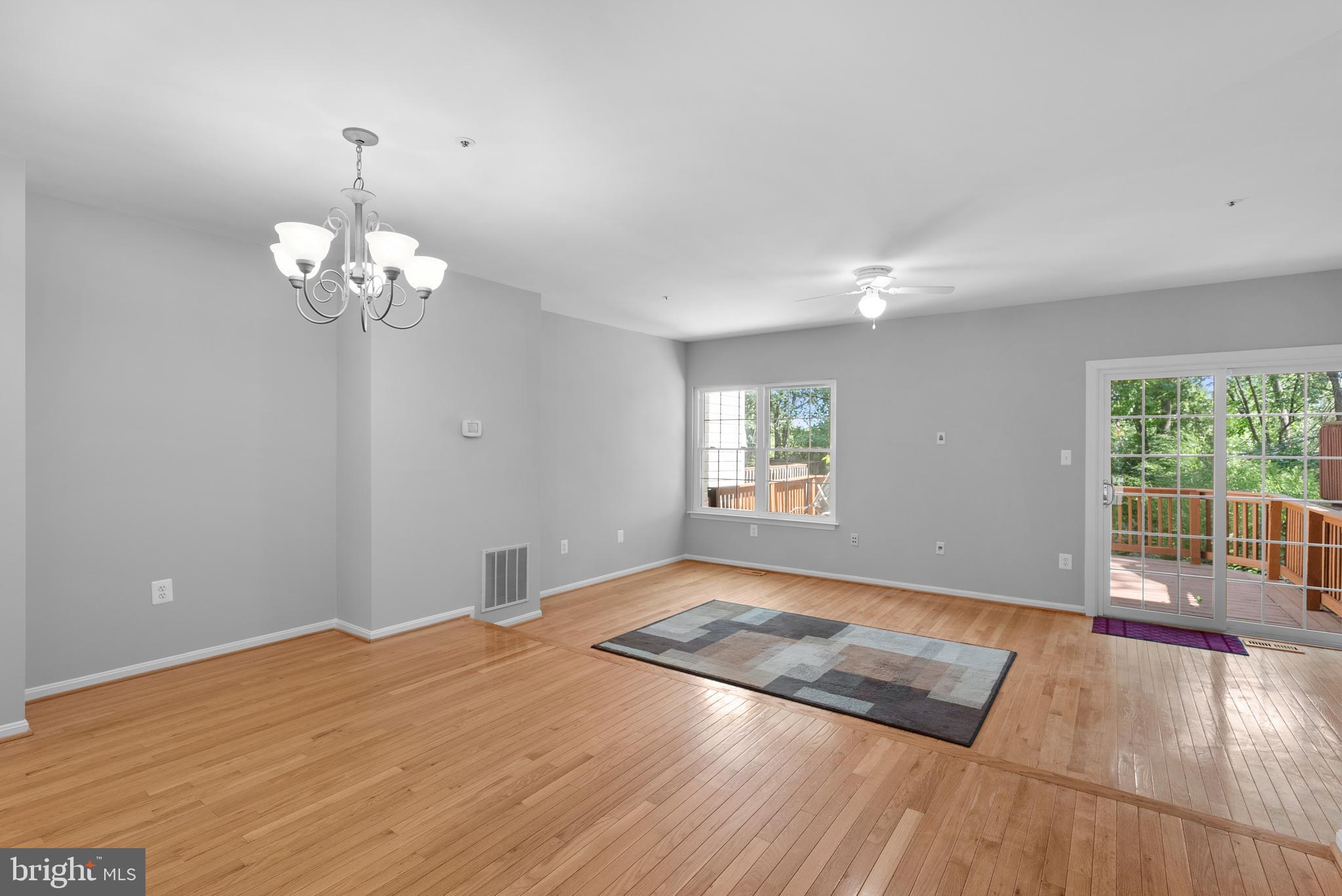 ESSINGTON - Residential