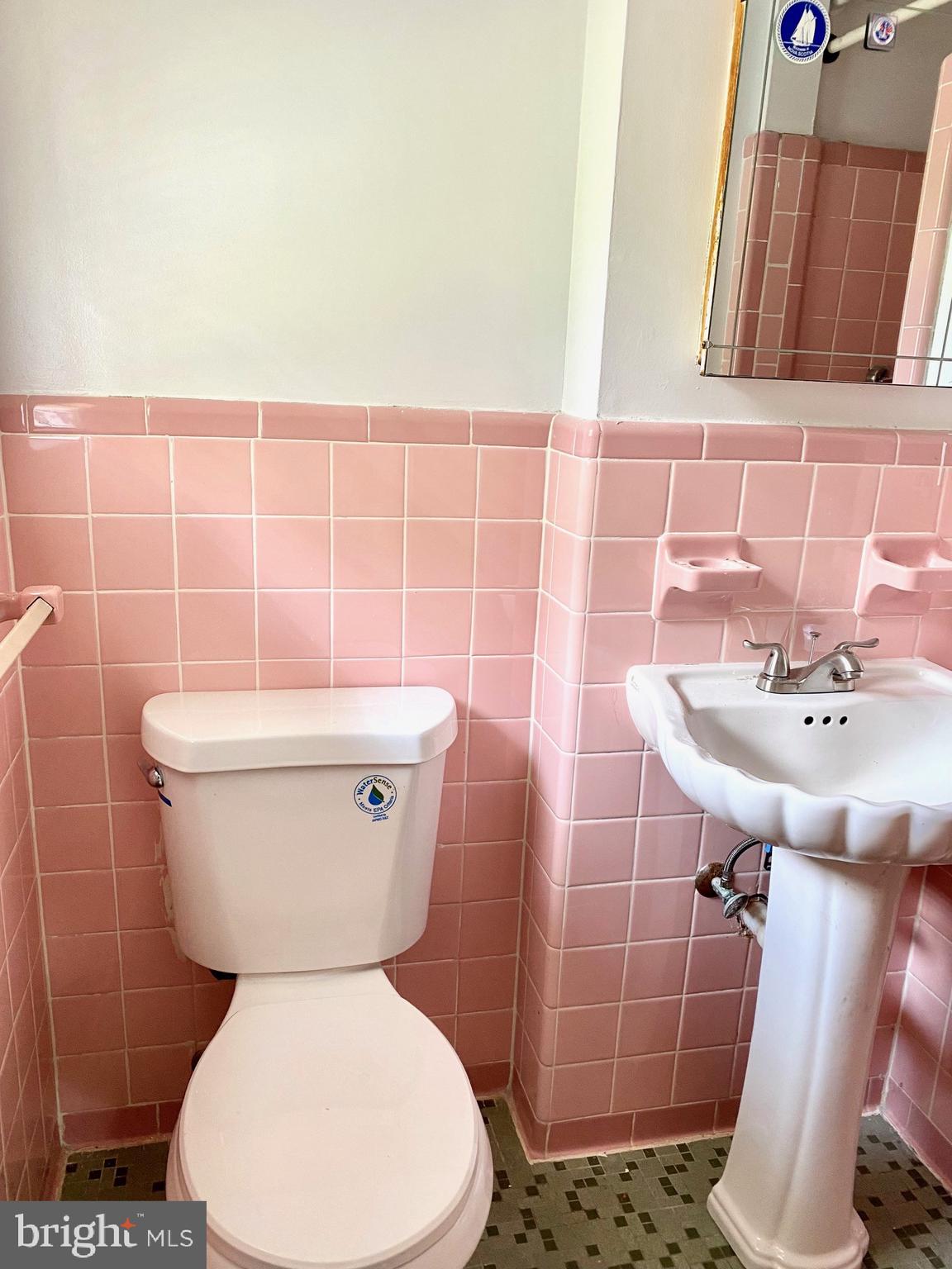 DEVON PARK - Residential Lease