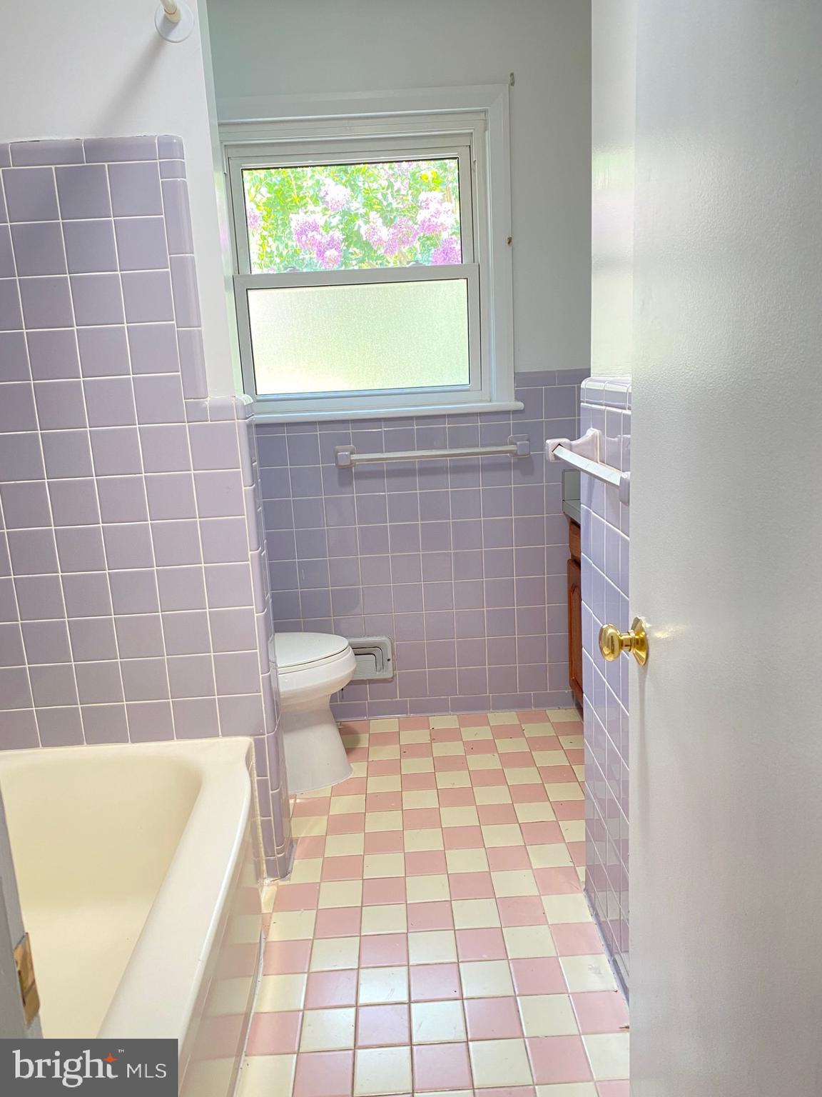 DEVON PARK - Residential Lease